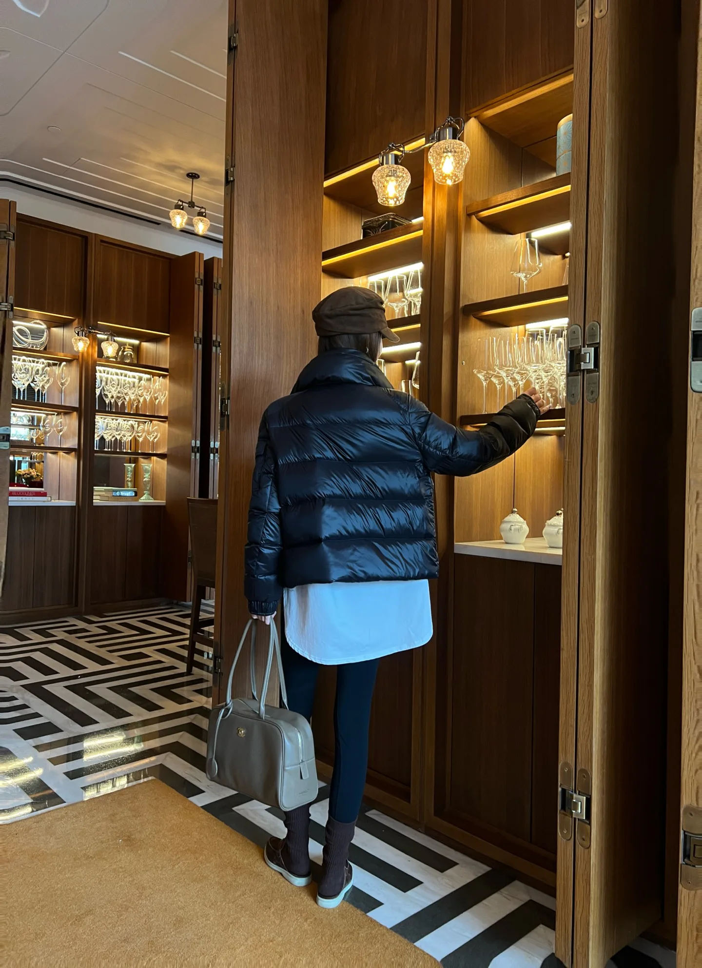 Куртки И Пуховики Женские Moncler 18710728