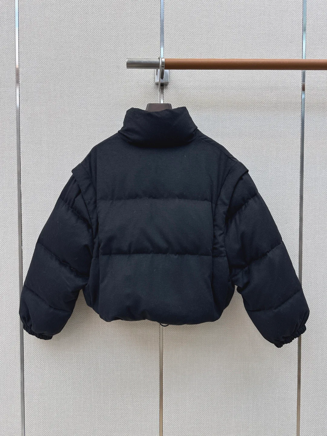 Куртки И Пуховики Женские Prada 18882457