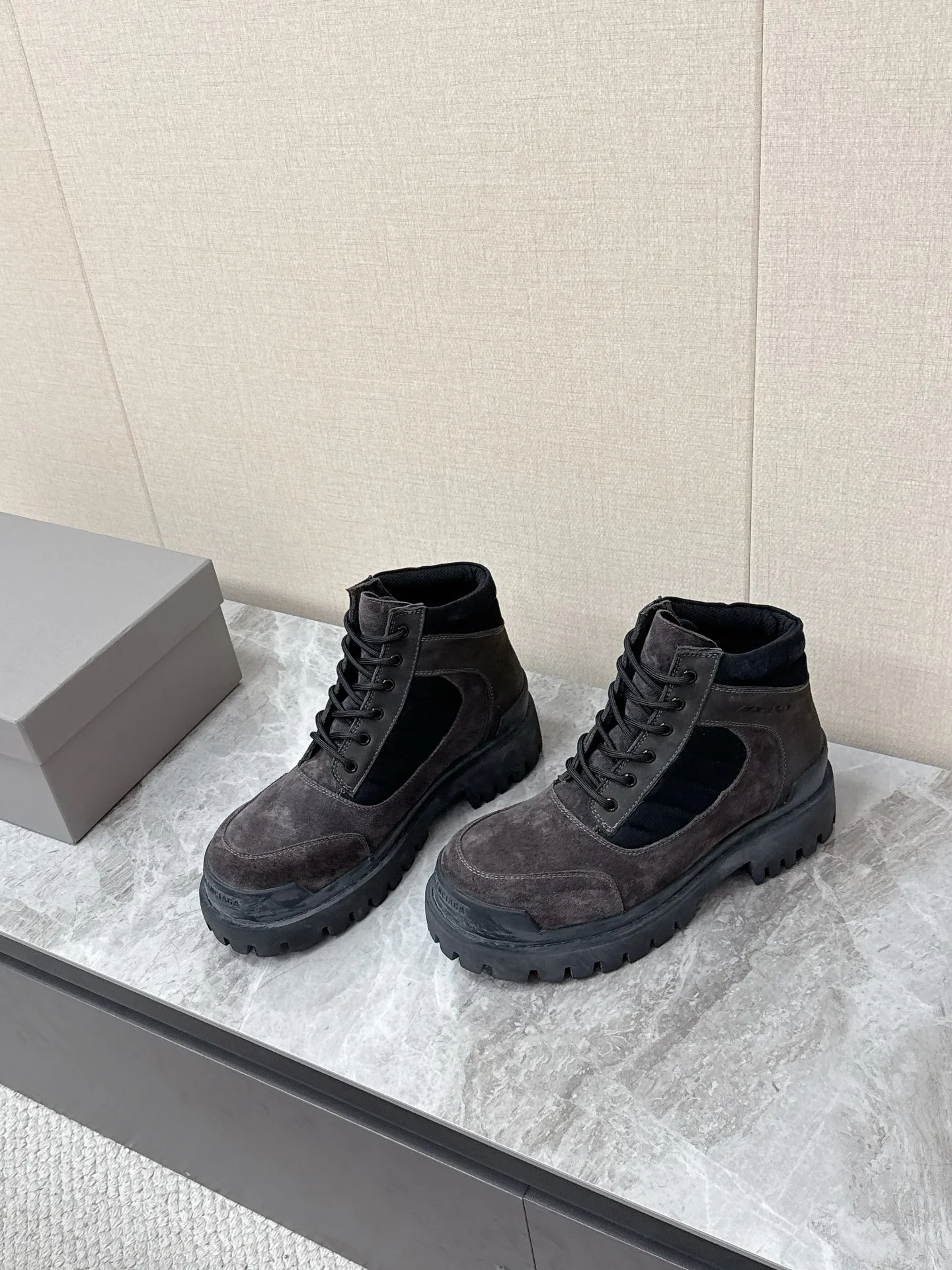 Ботинки Женские Balenciaga 13249553