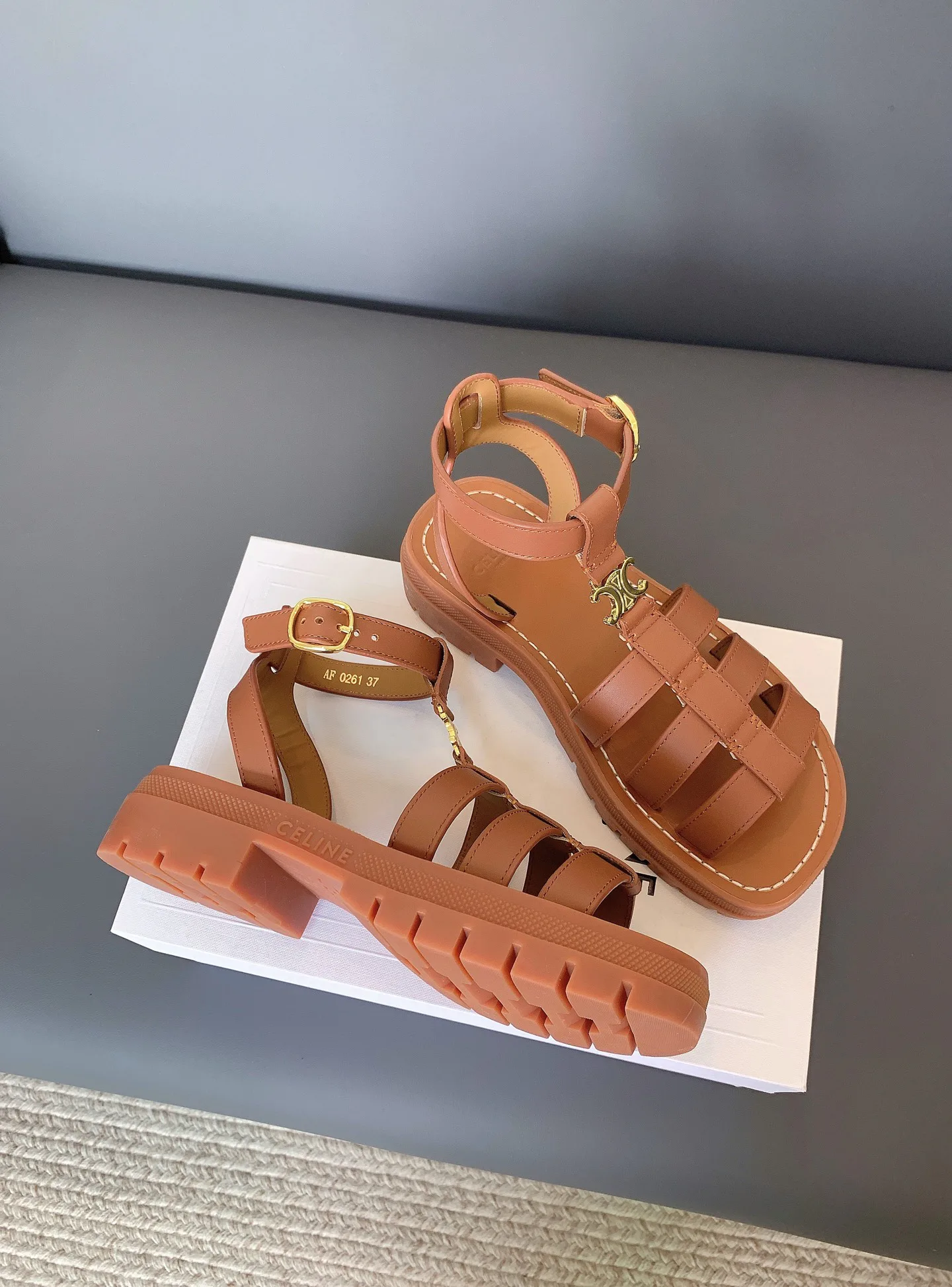 Босоножки Женские Celine 17656601