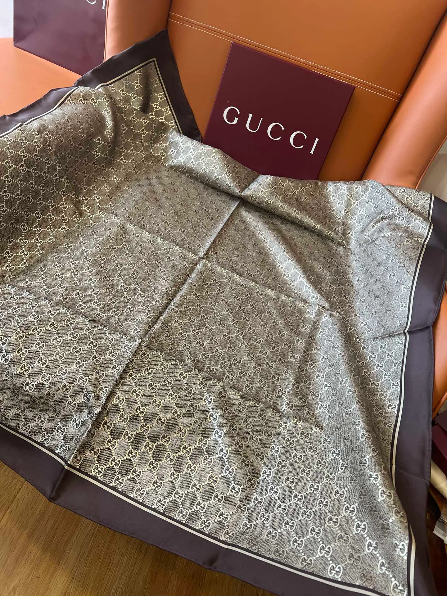 Платки Gucci 3028065