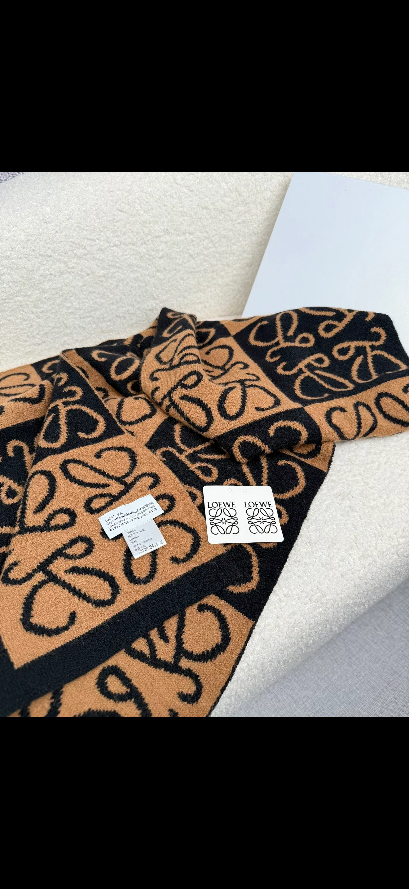 Шарфы Loewe 18675829