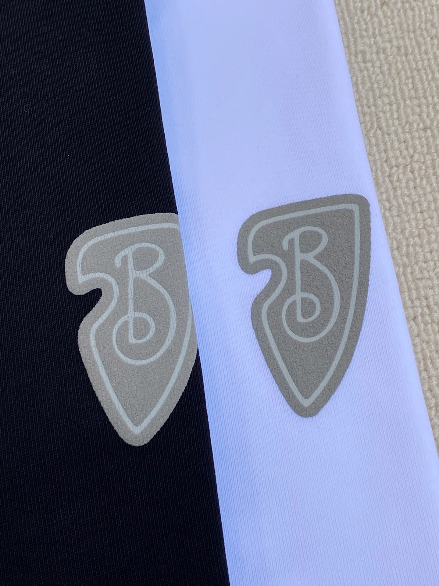 Футболки Женские Burberry 13302371