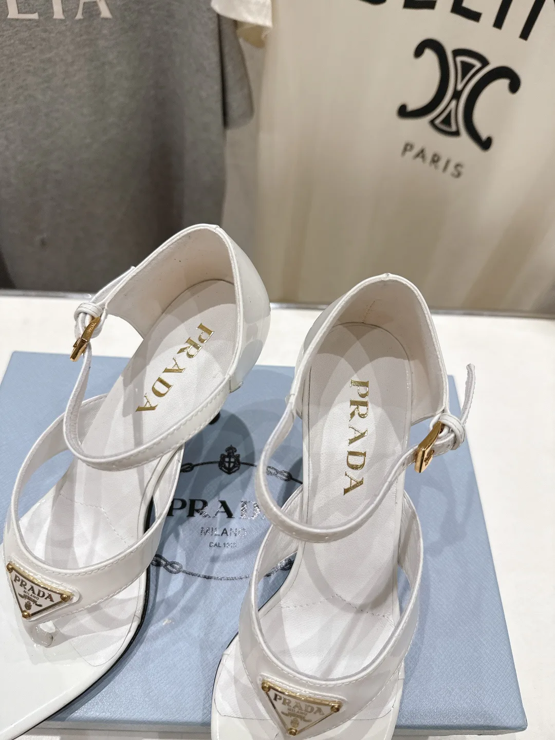 Босоножки Женские Prada 11870162