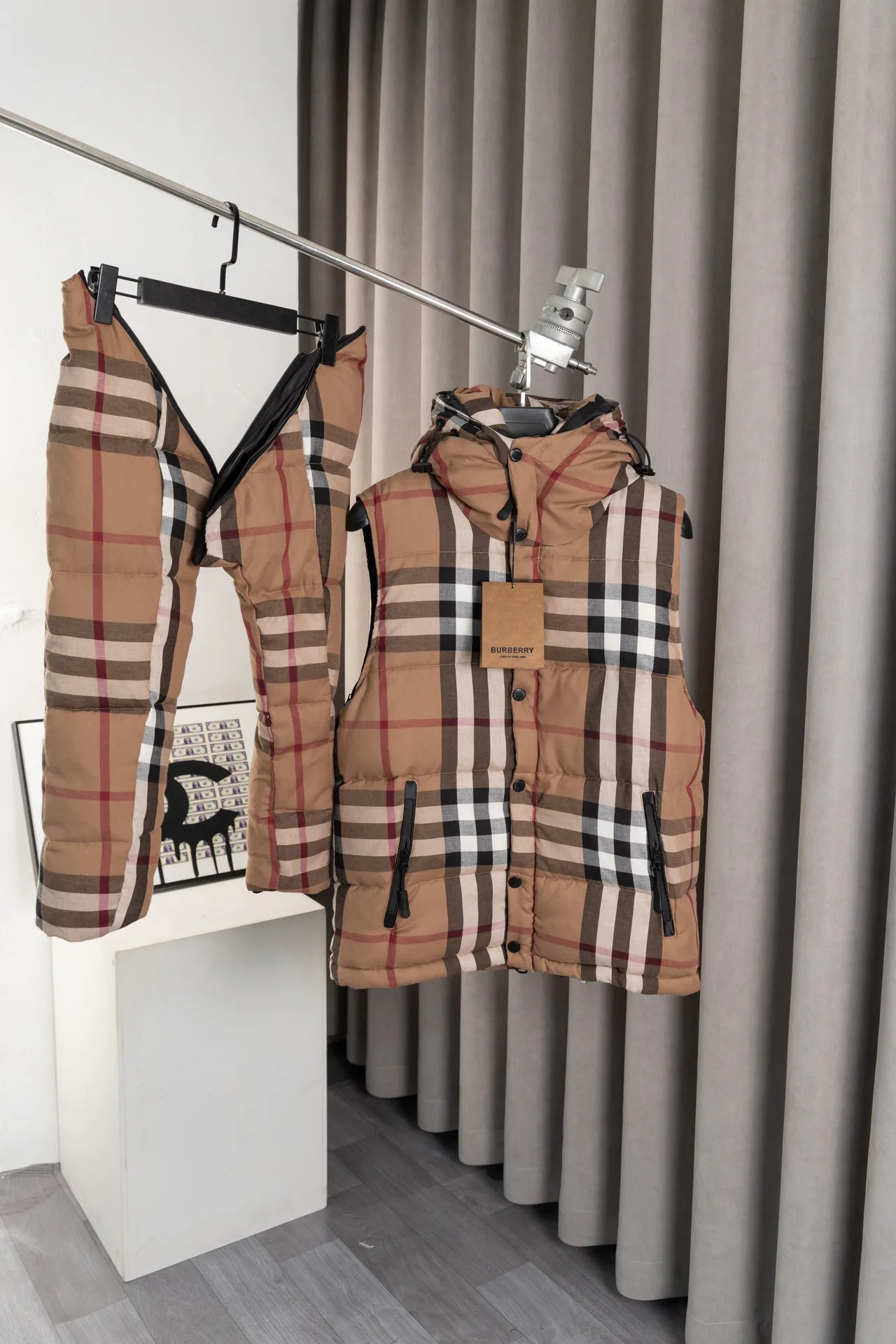 Куртки И Пуховики Женские Burberry 6378581