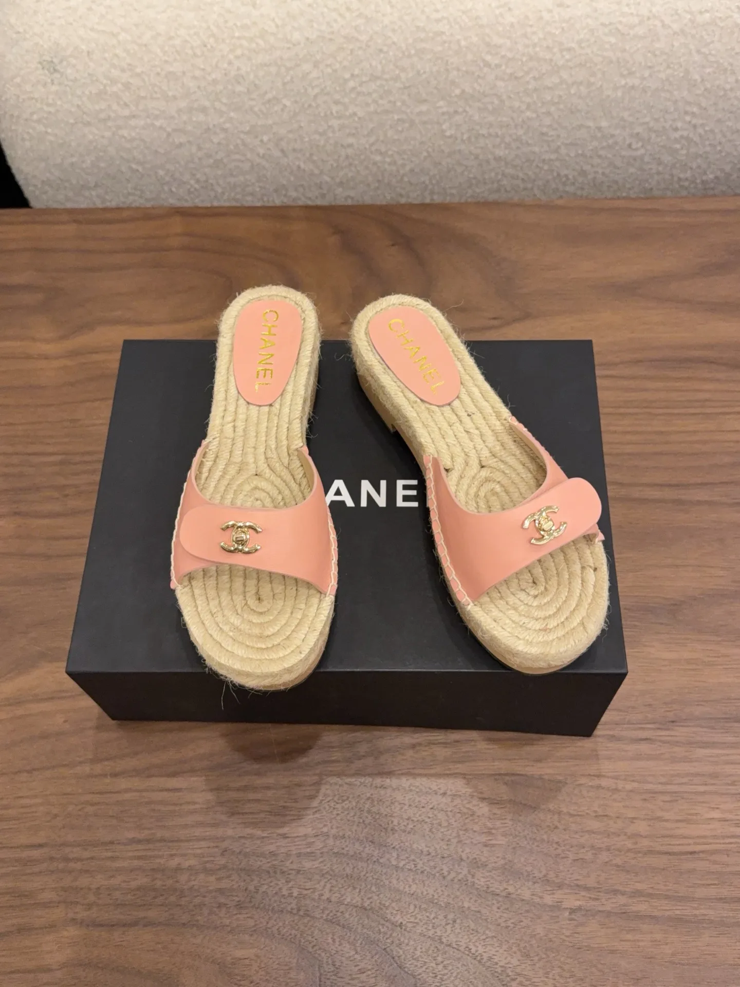 Сандалии Женские Chanel 11559264