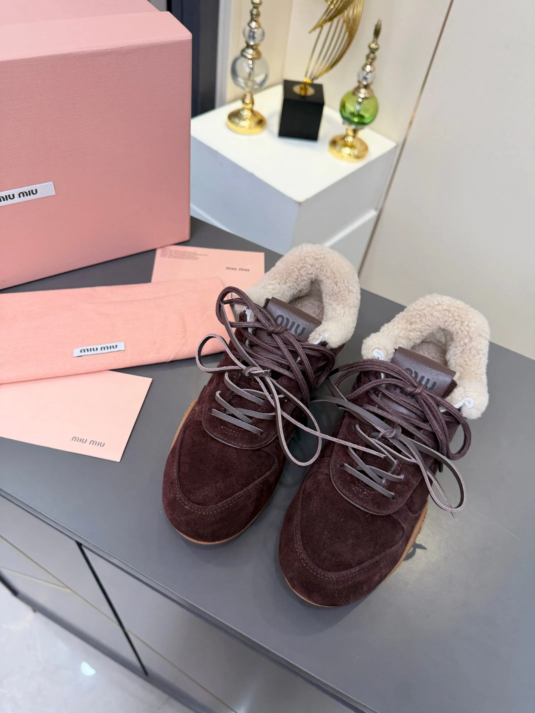 Кроссовки Женские Miu Miu 18740746