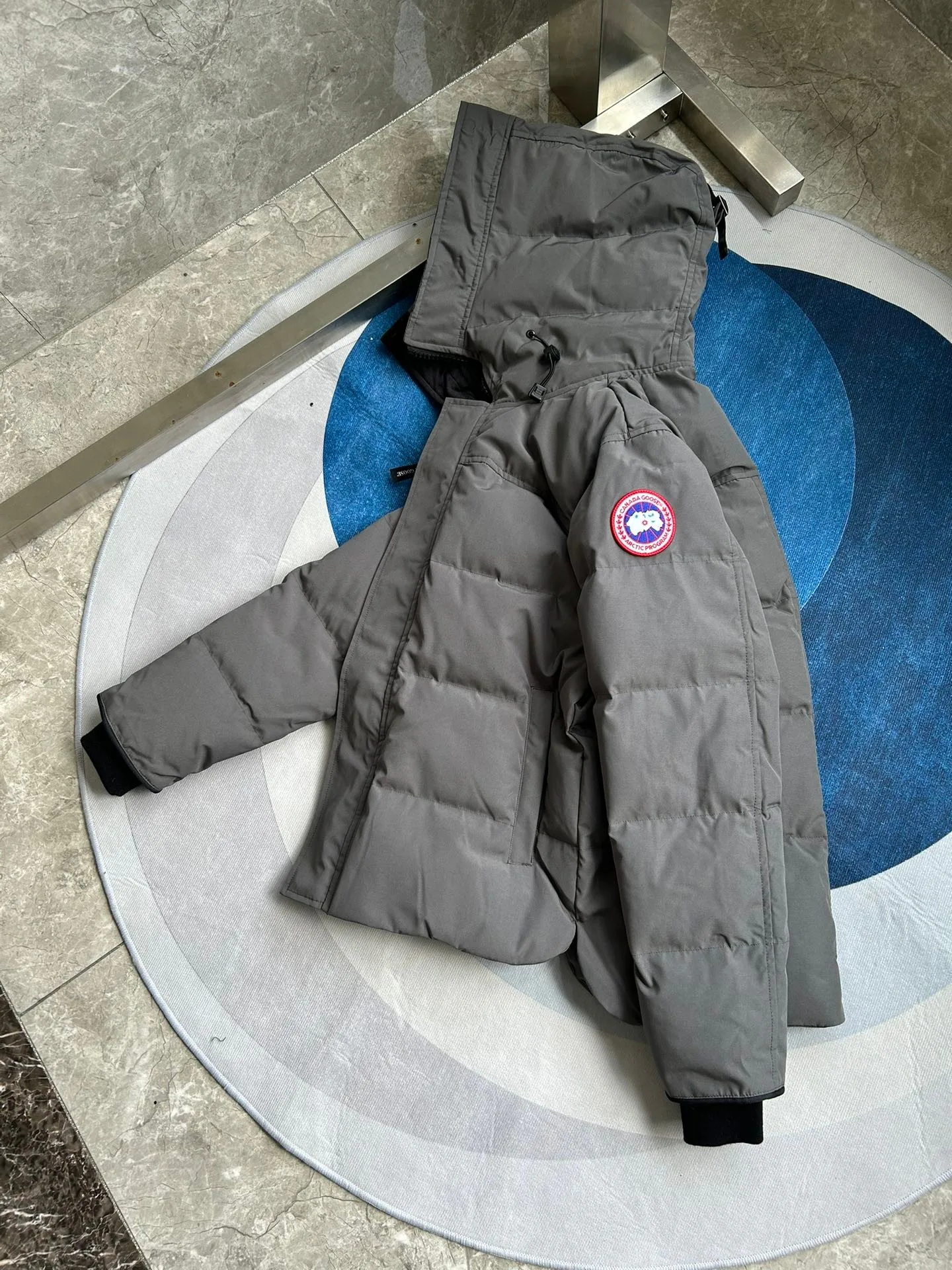 Куртки И Пуховики Женские Canada Goose 18111611
