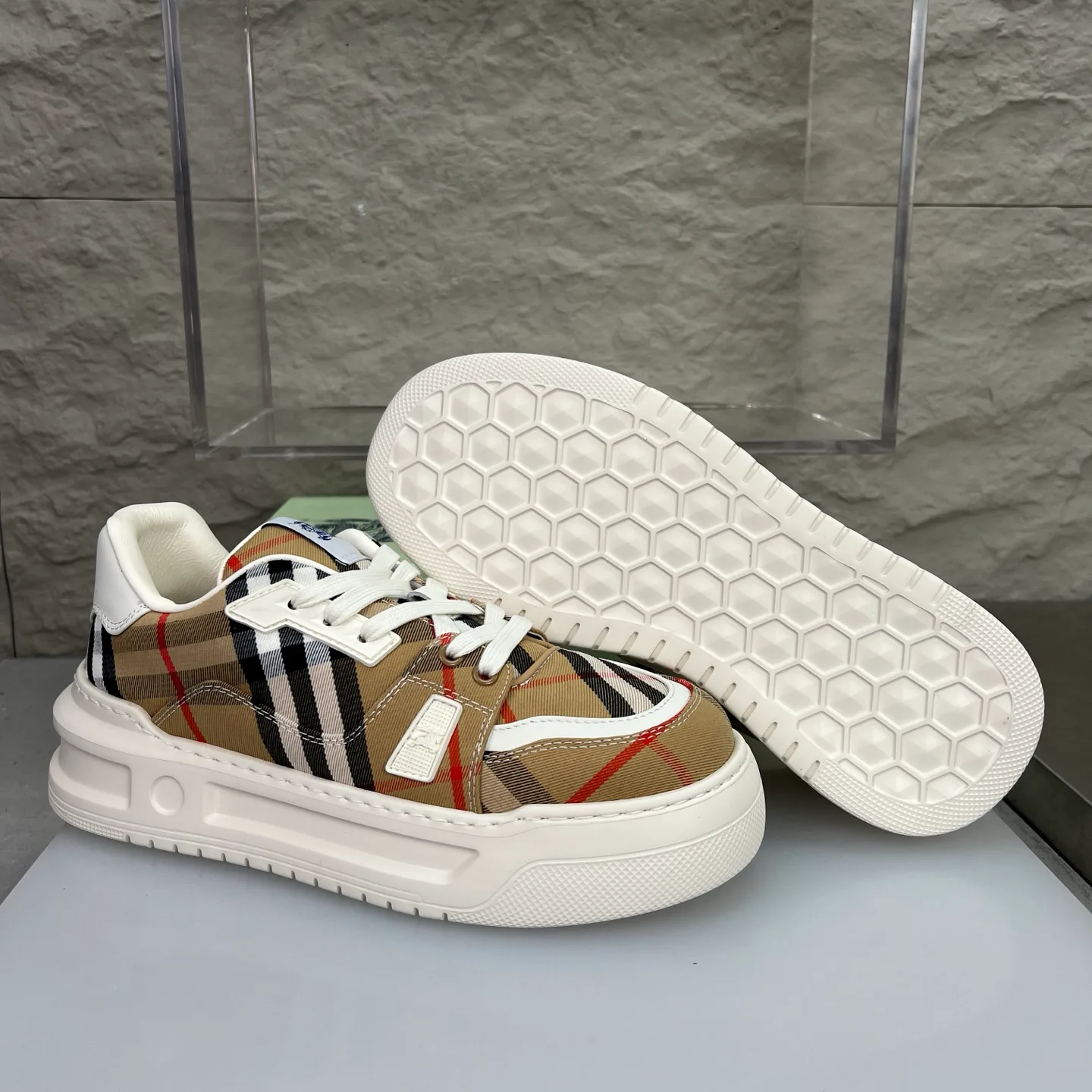 Кроссовки Мужские Burberry 11638115