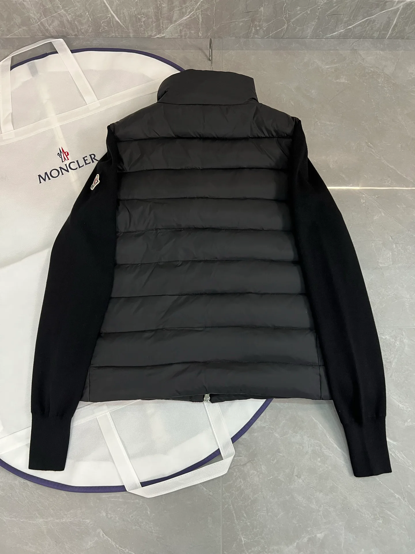 Куртки И Пуховики Женские Moncler 1845684
