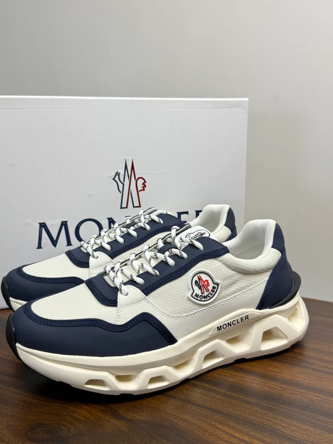 Кроссовки Мужские Moncler 19493228