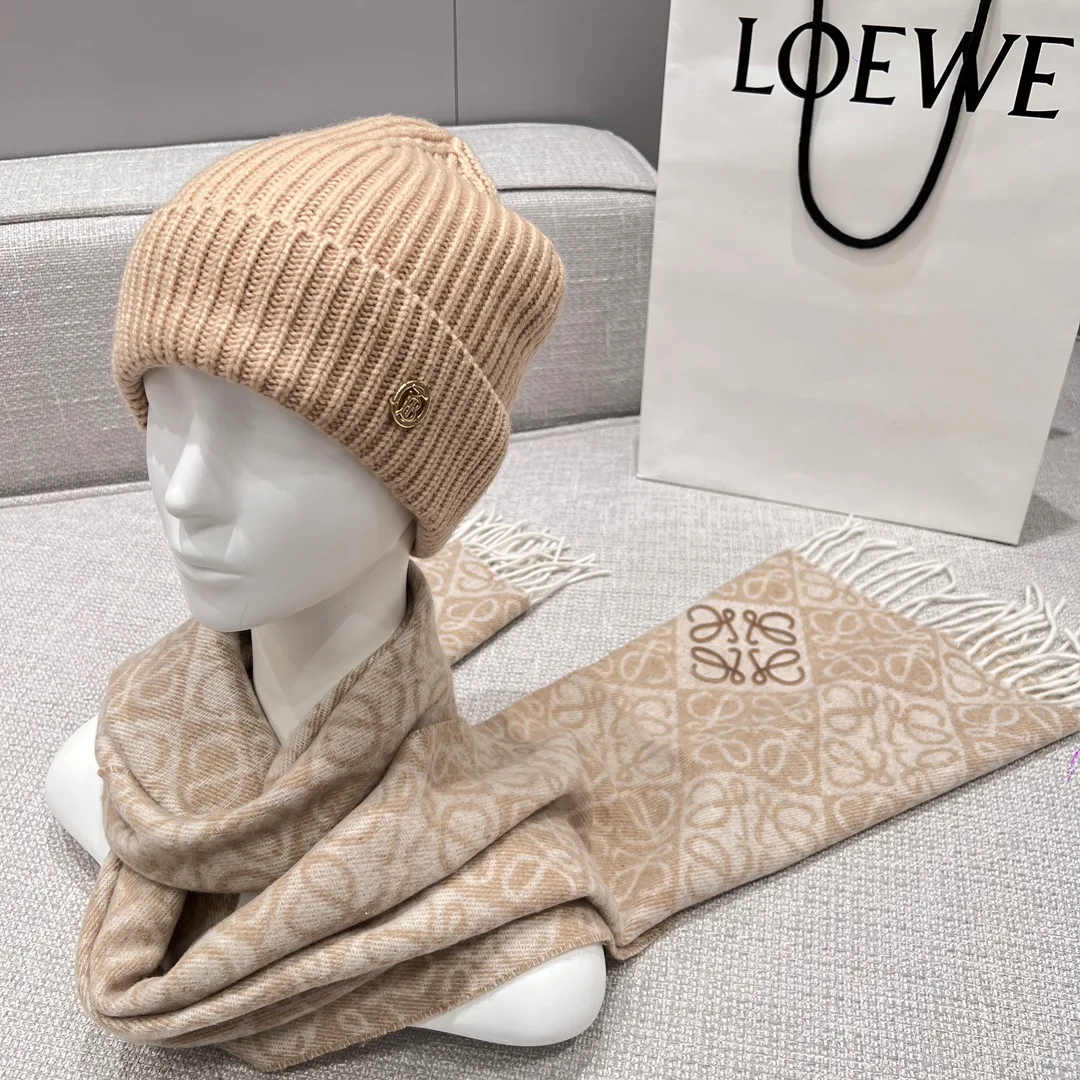 Шарфы Loewe 17991966