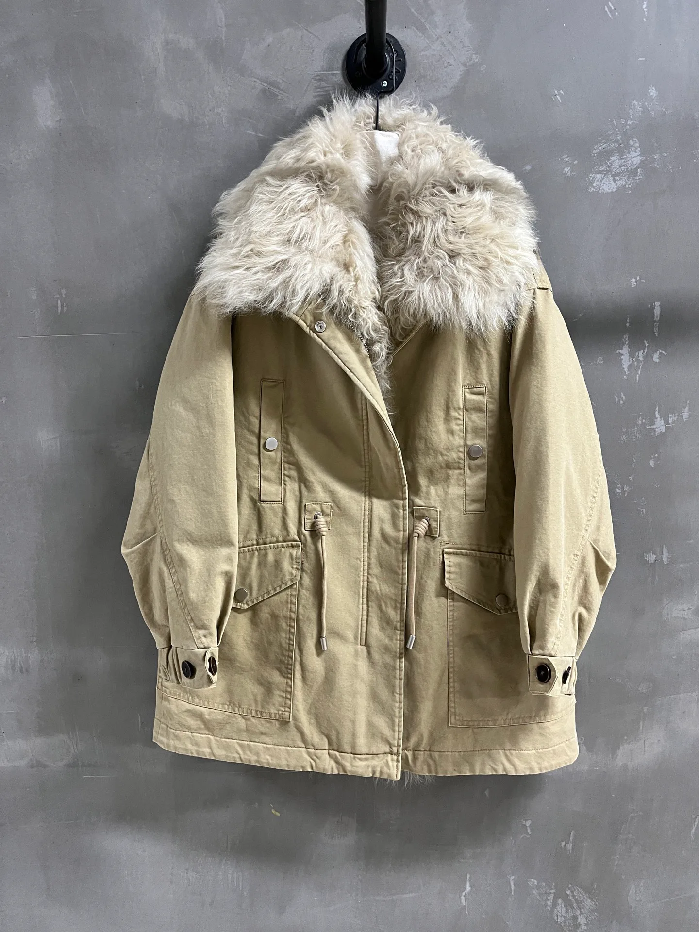 Куртки И Пуховики Женские Saint Laurent 662206