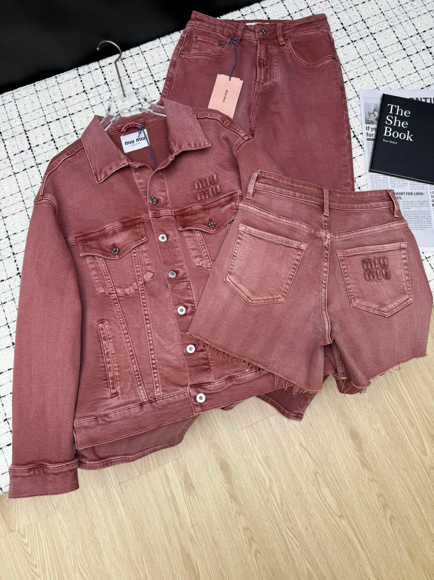 Куртки И Пуховики Женские Miu Miu 18743054