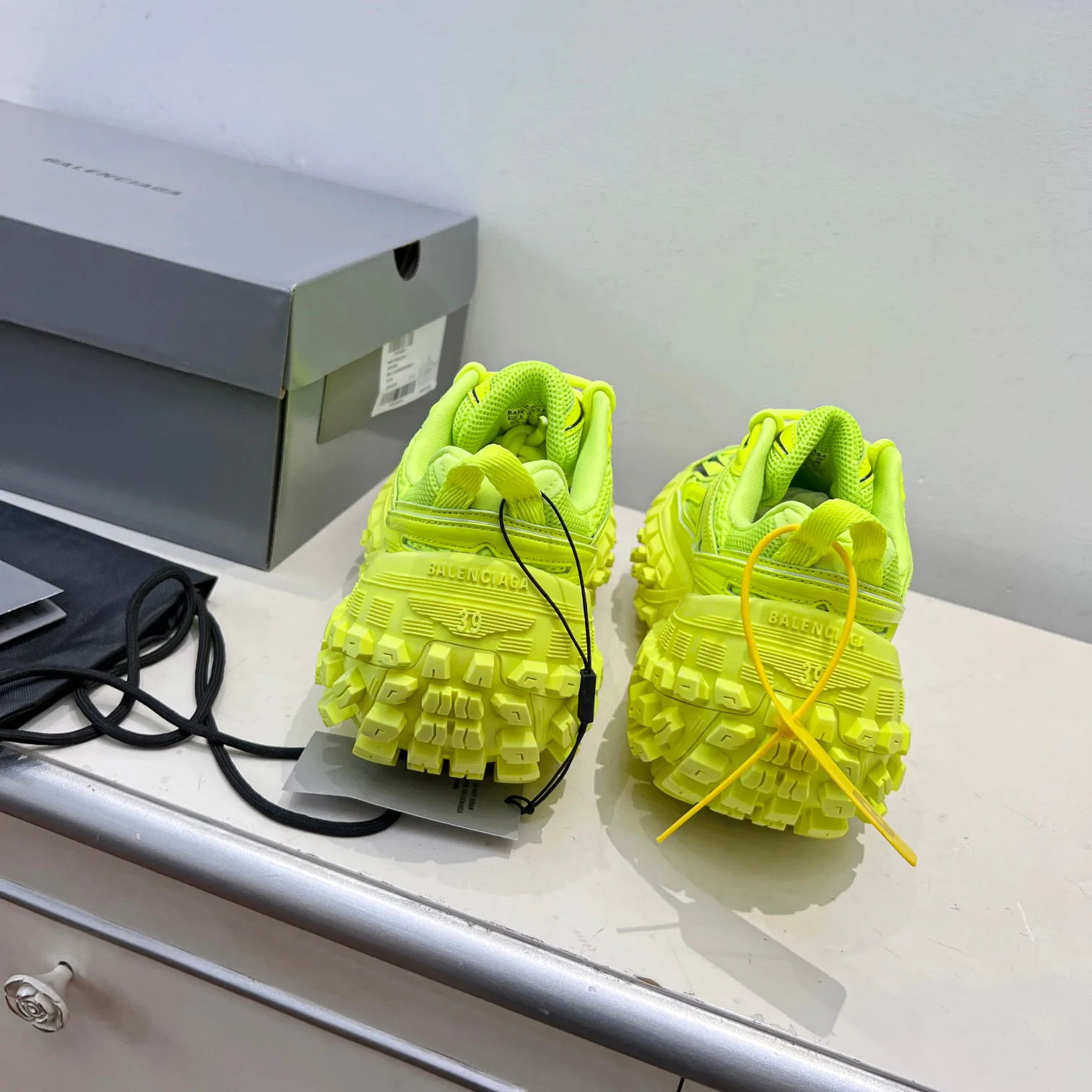 Кроссовки Женские Balenciaga 6428066