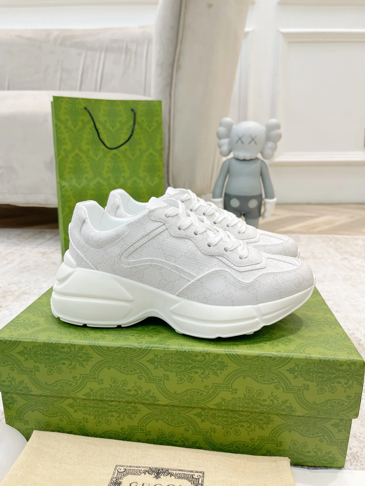 Кроссовки Женские Gucci 375811