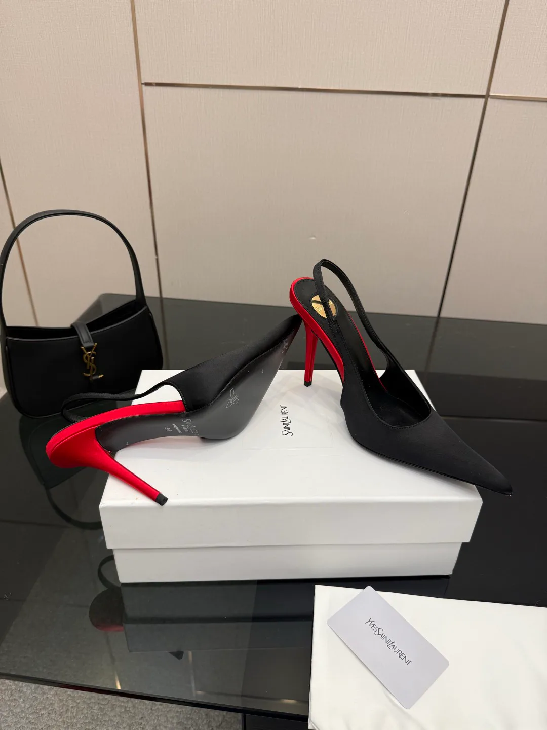 Босоножки Женские Saint Laurent 11409930