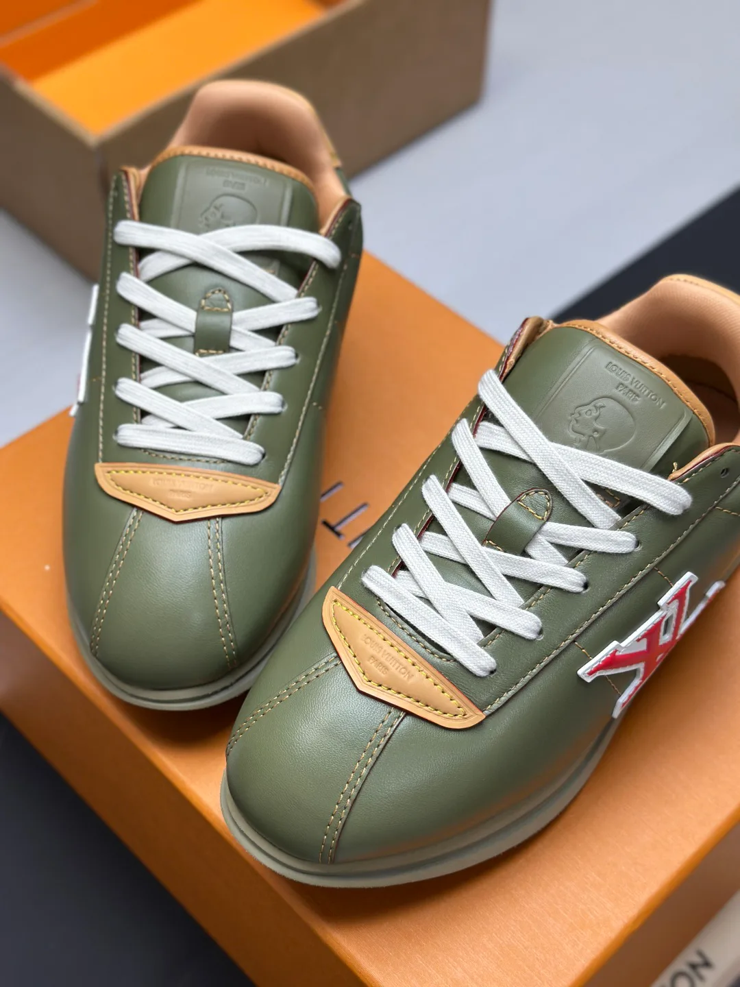 Кроссовки Женские Louis Vuitton 3470525