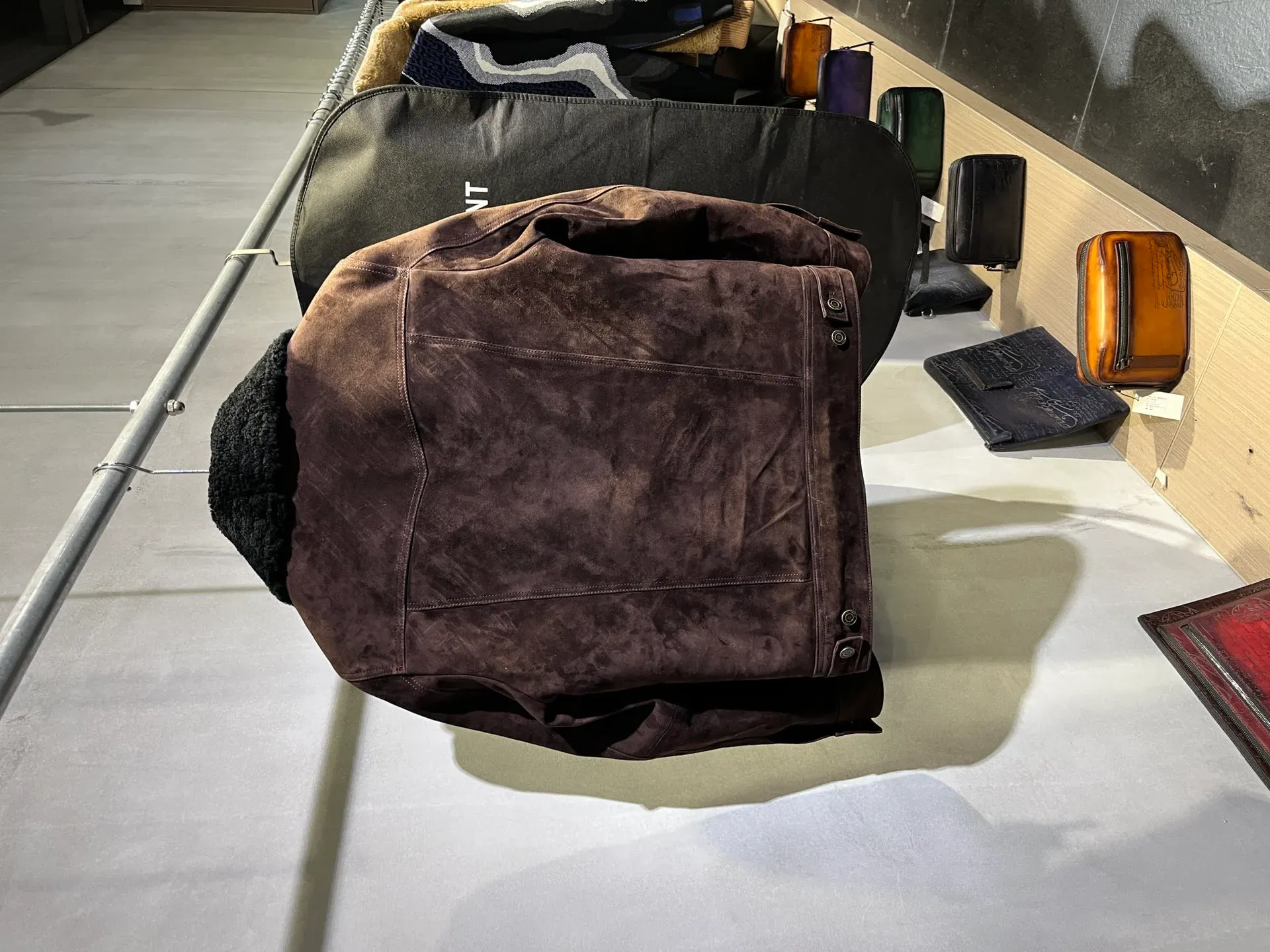 Кожаные Куртки И Дублёнки Мужские Saint Laurent 444223