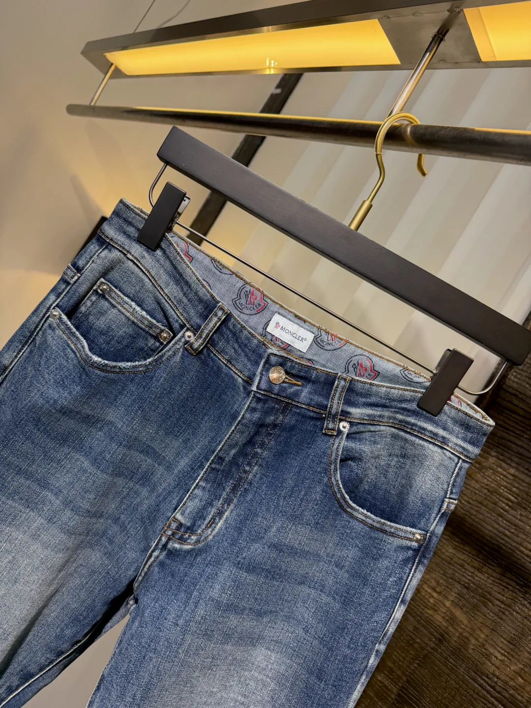 Джинсы Женские Moncler 11441354