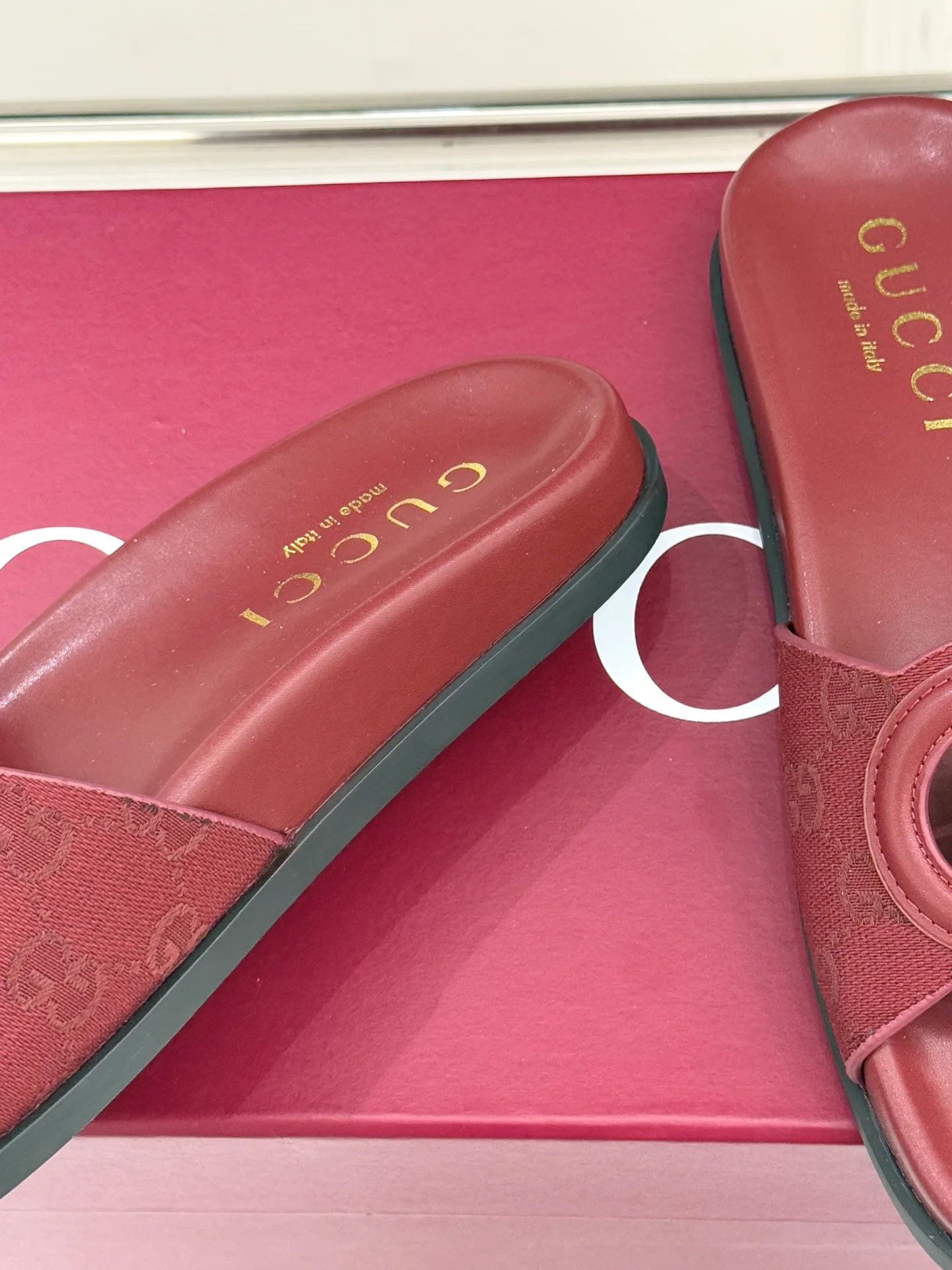 Шлепанцы Женские Gucci 4761374