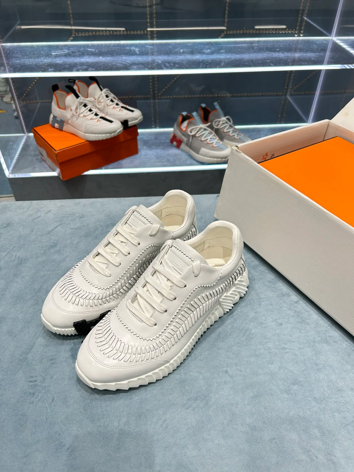 Кроссовки Женские Hermes 347663