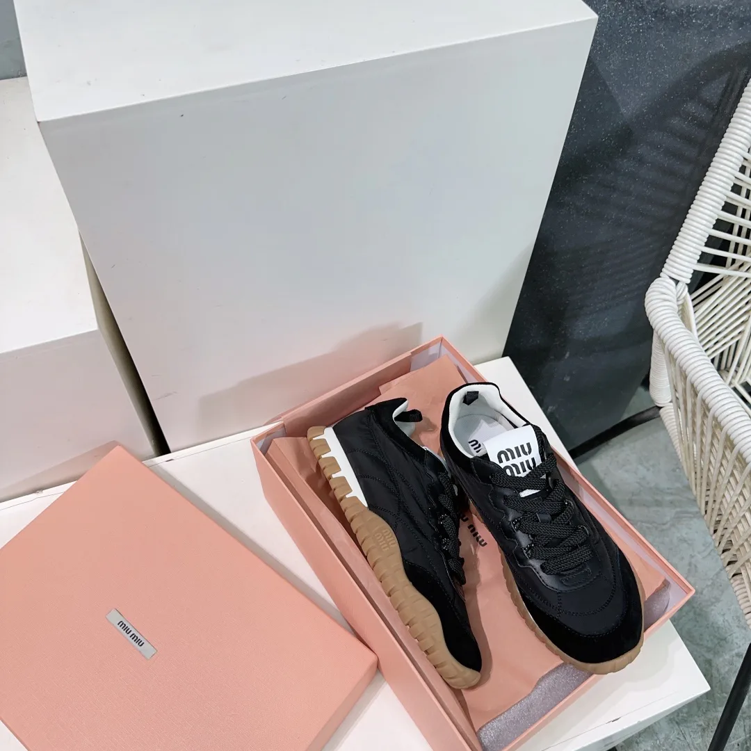 Кроссовки Женские Miu Miu 12101