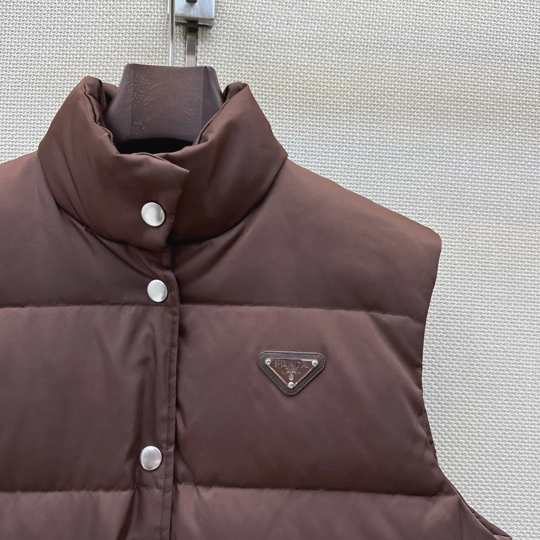 Жилеты Женские Prada 19400537