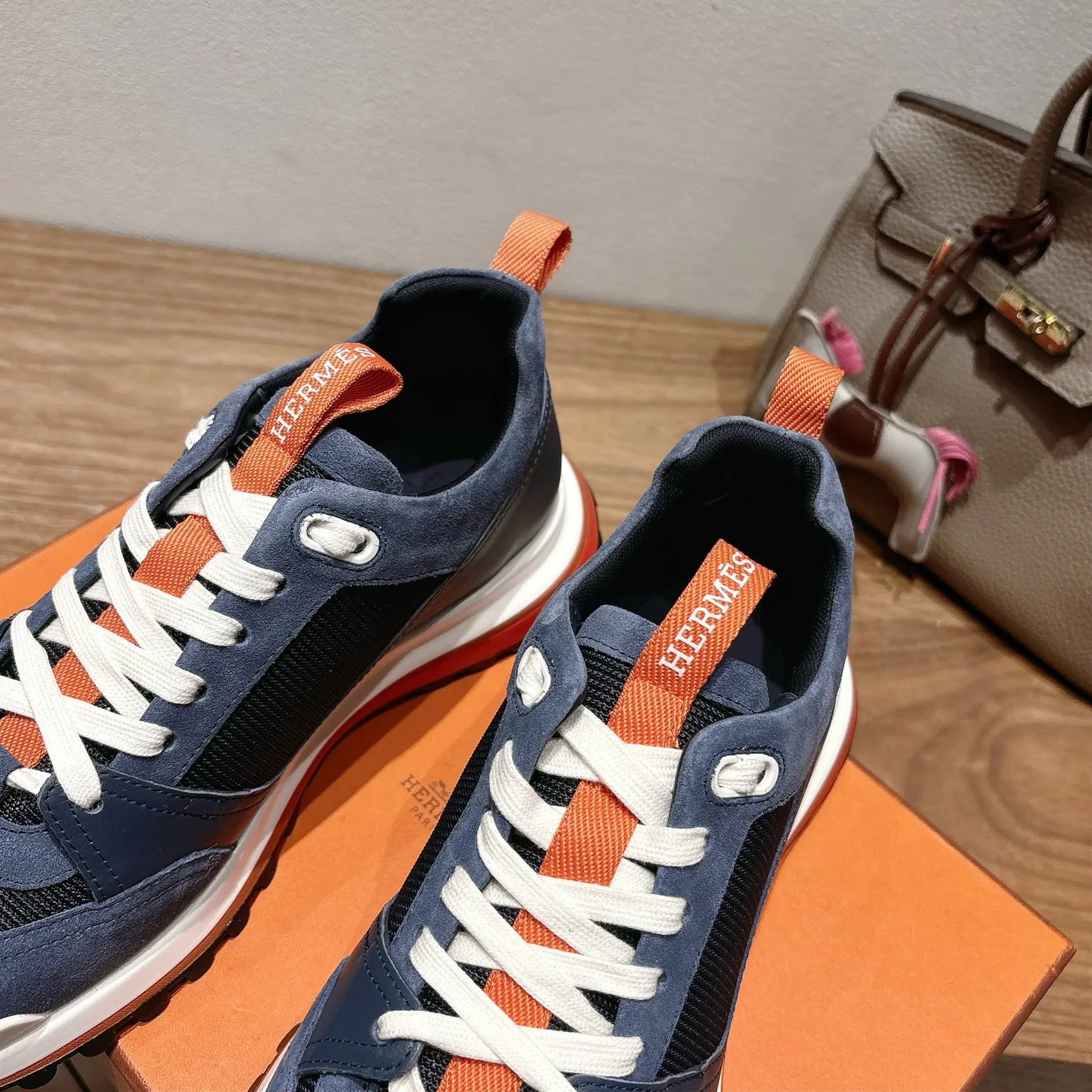 Кроссовки Женские Hermes 179449