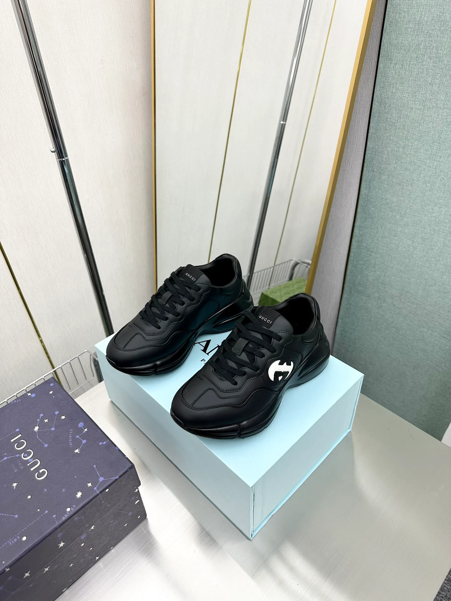 Кроссовки Женские Gucci 5120079