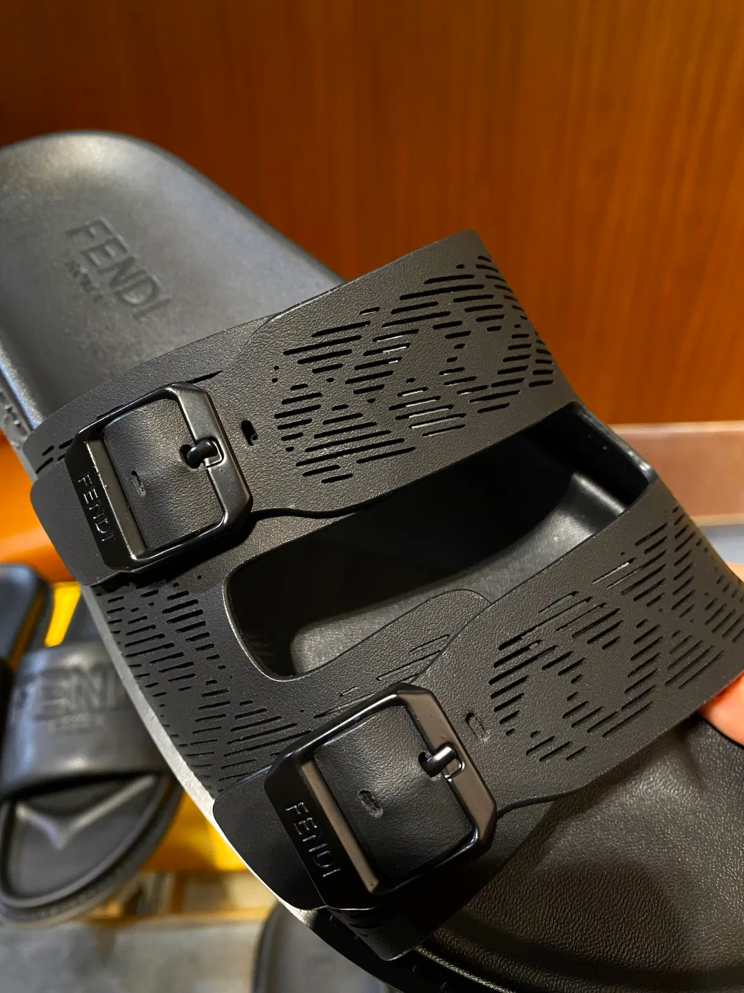 Сандалии Мужские Fendi 11511768