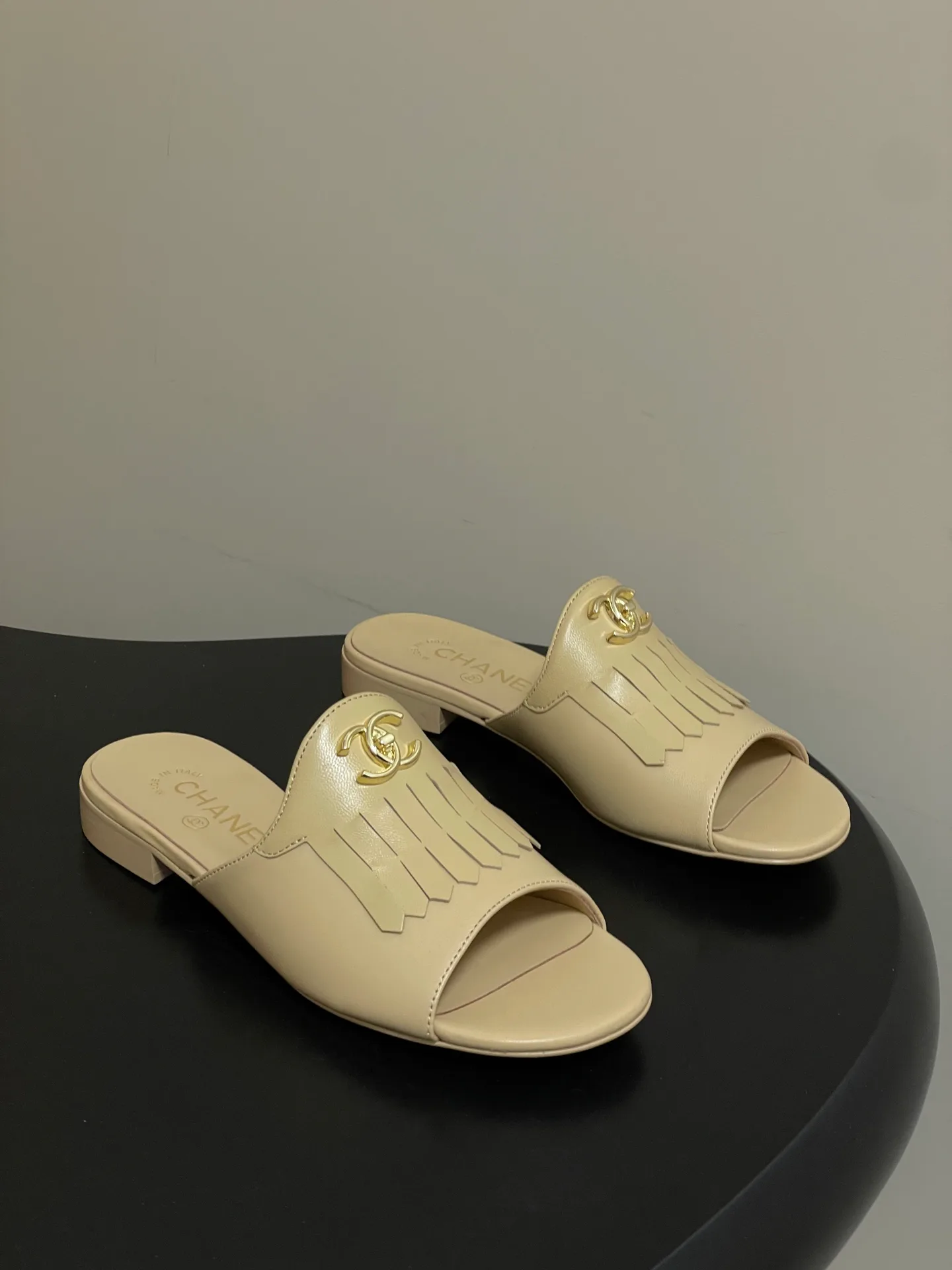 Босоножки Женские Chanel 10993932