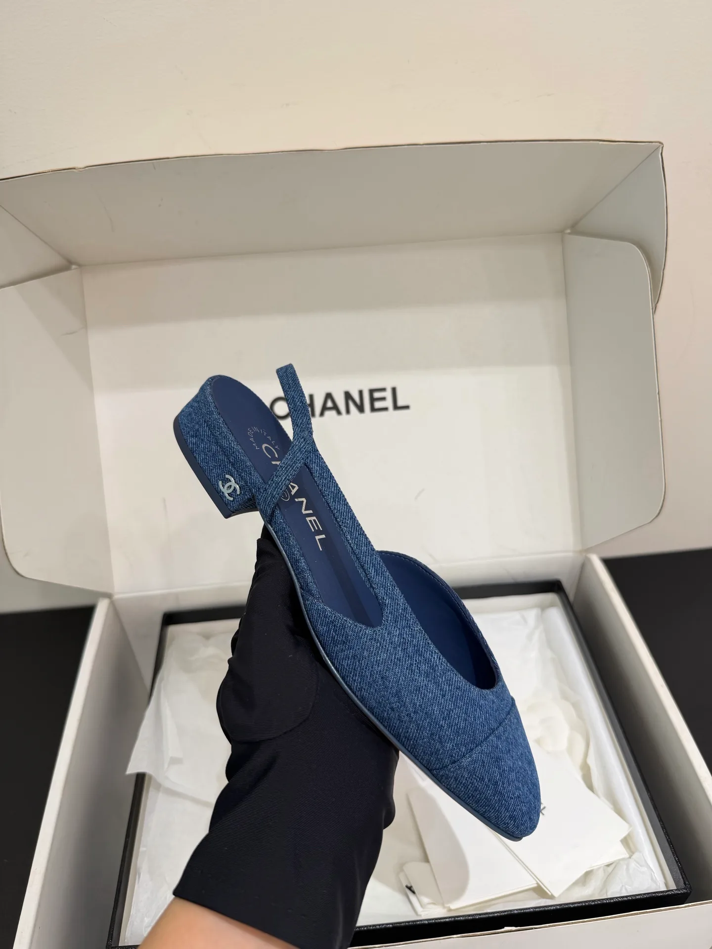 Босоножки Женские Chanel 18080094