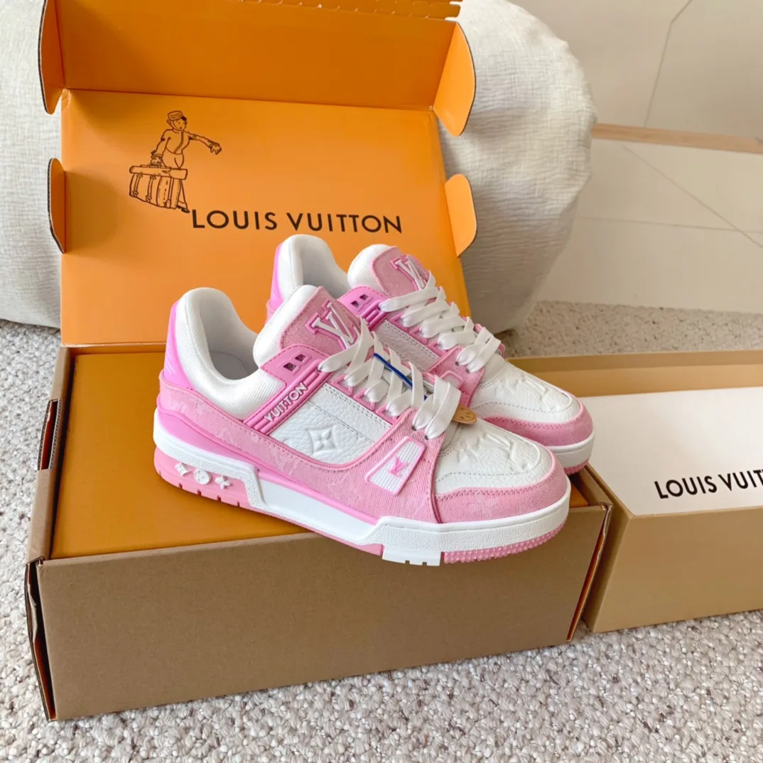 Кроссовки Женские Louis Vuitton 10290669