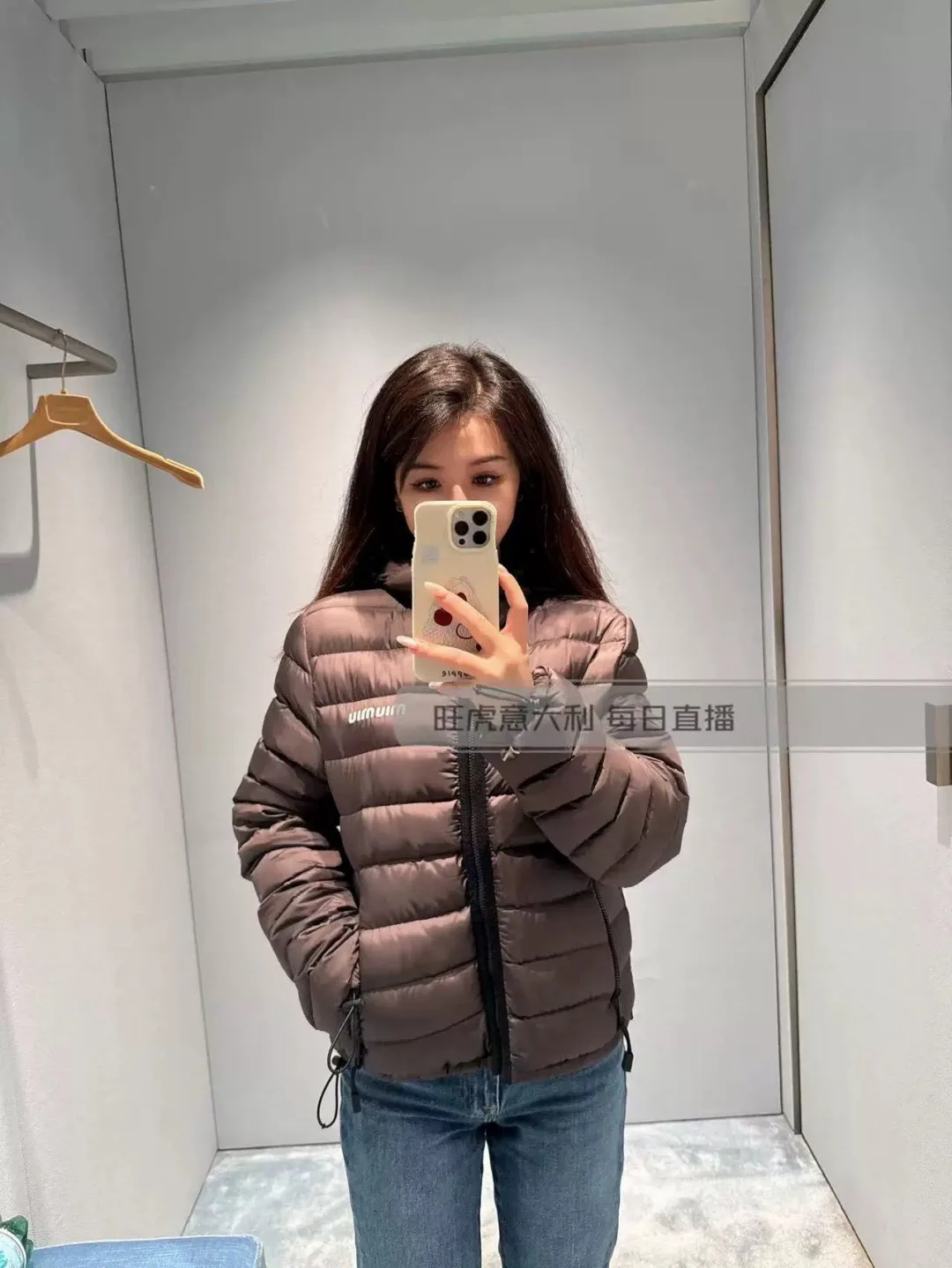 Куртки И Пуховики Женские Miu Miu 18334574