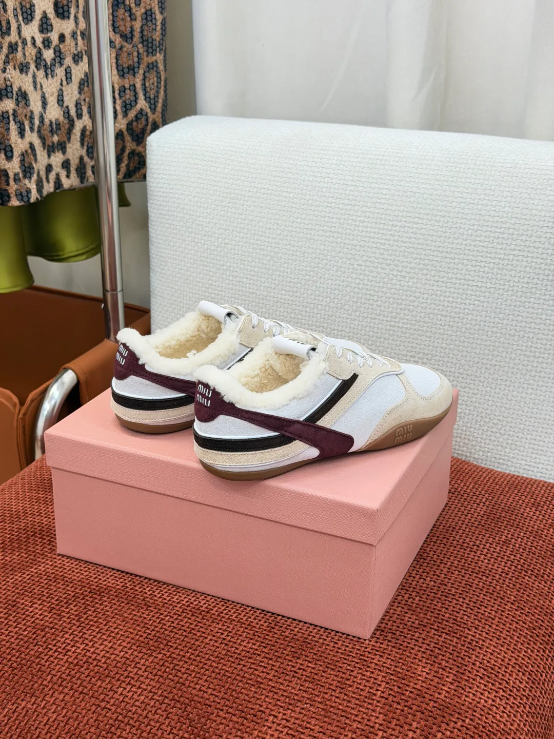 Кроссовки Женские Miu Miu 19655426