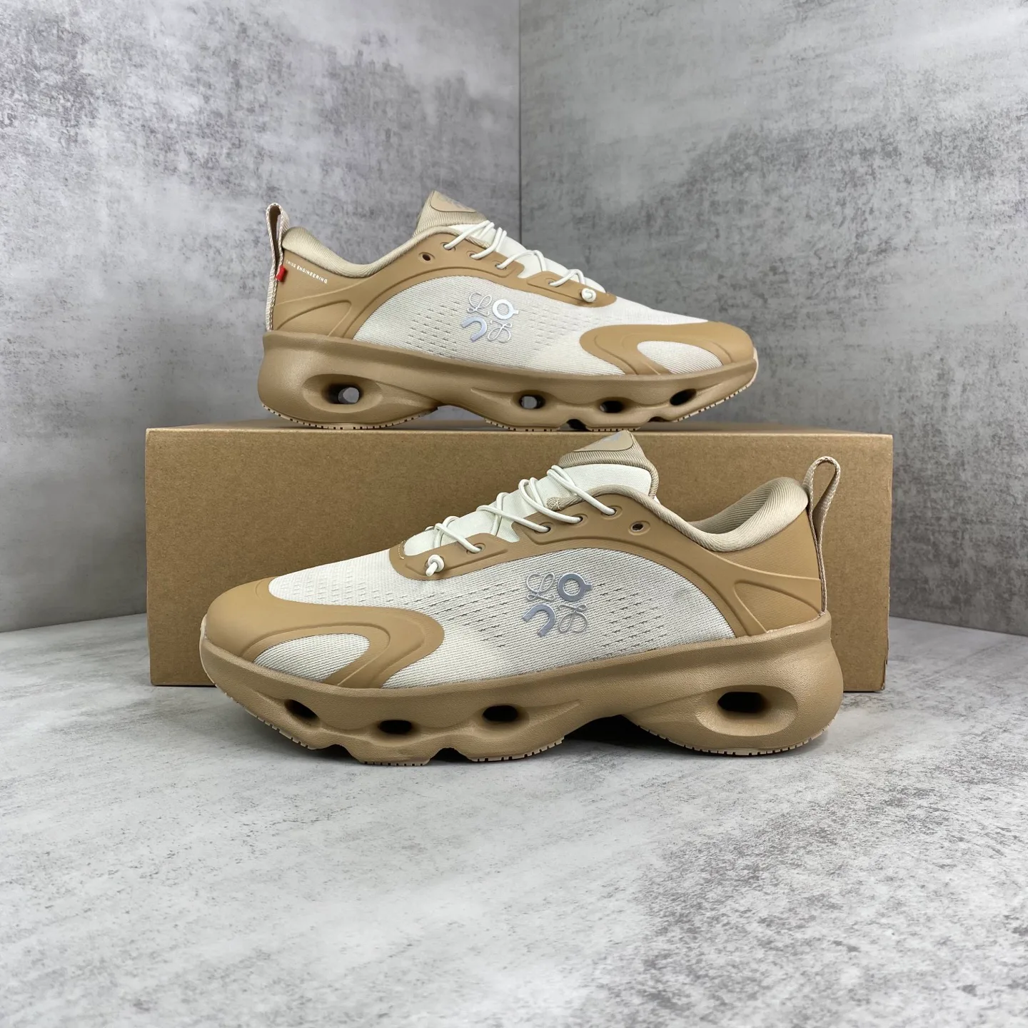 Кроссовки Женские Loewe 5279347