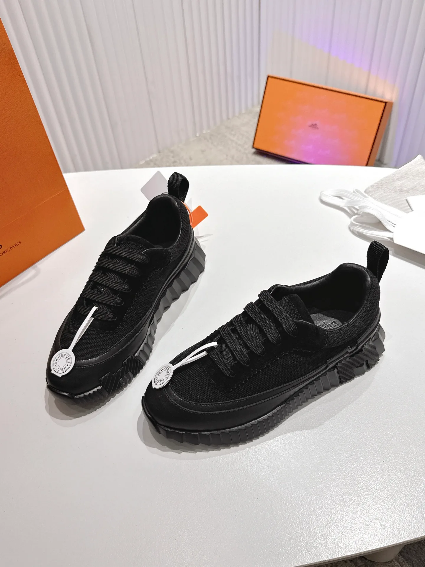 Кроссовки Женские Hermes 1744764