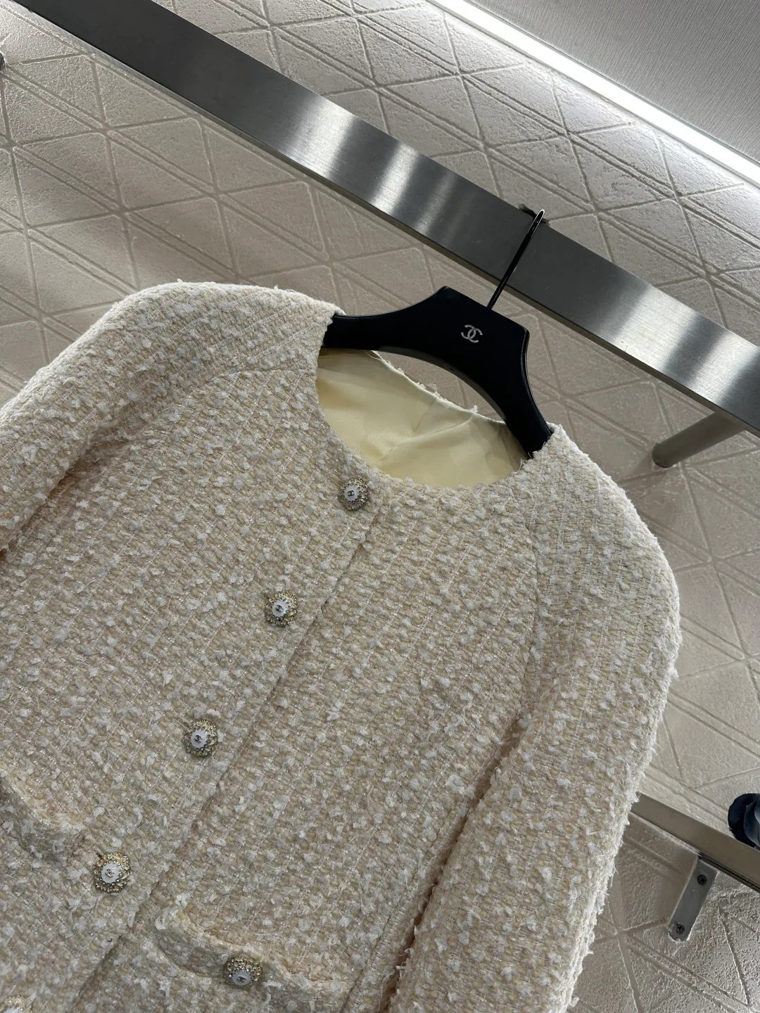 Куртки И Пуховики Женские Chanel 229387