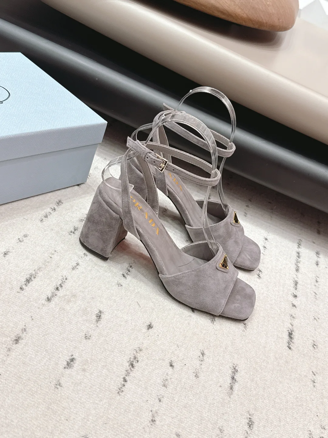 Босоножки Женские Prada 11014296