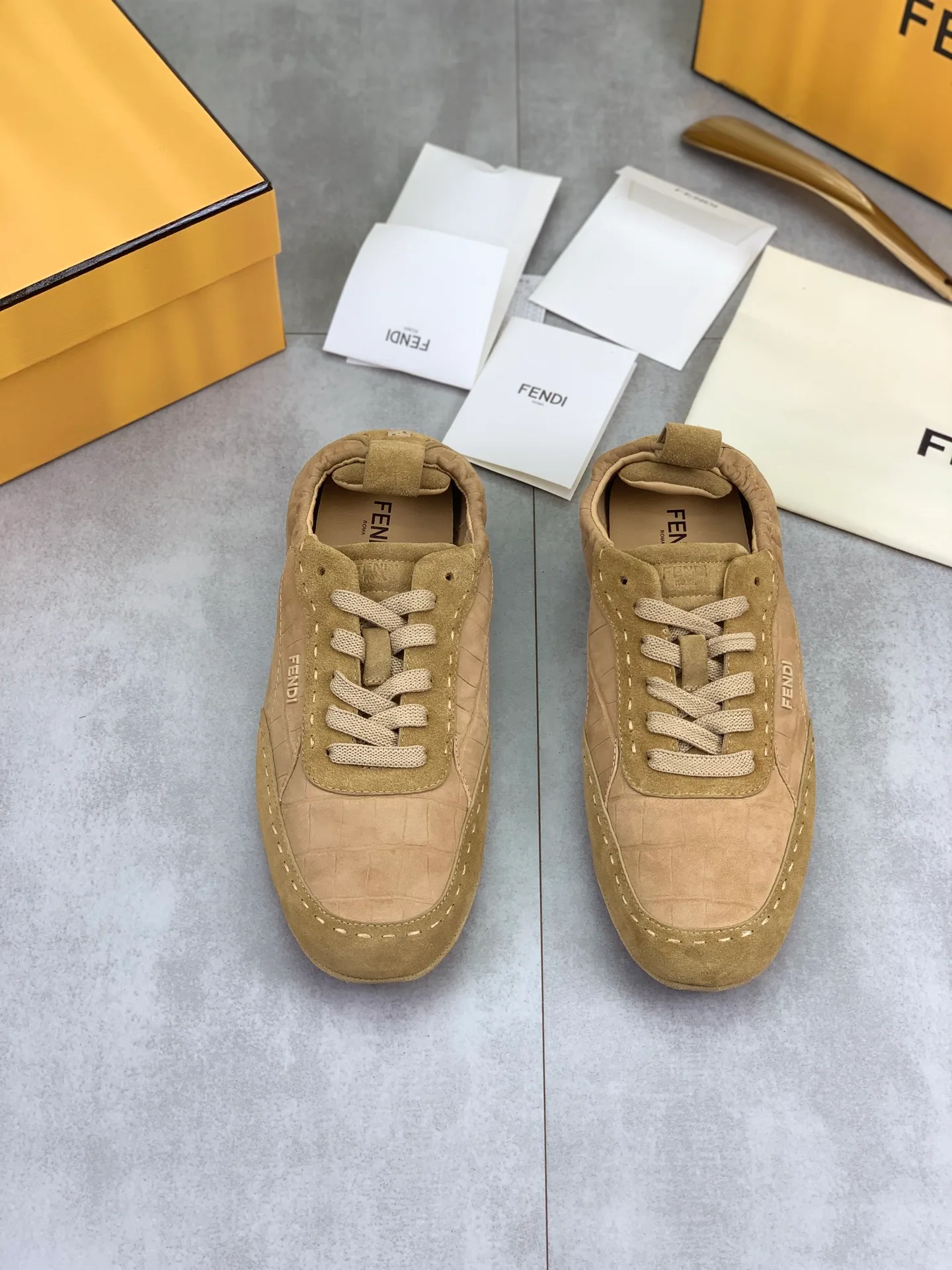 Кроссовки Мужские Fendi 13428280