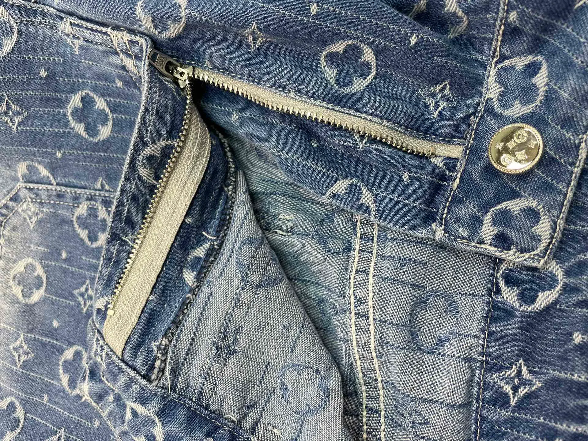Джинсы Женские Louis Vuitton 3447029