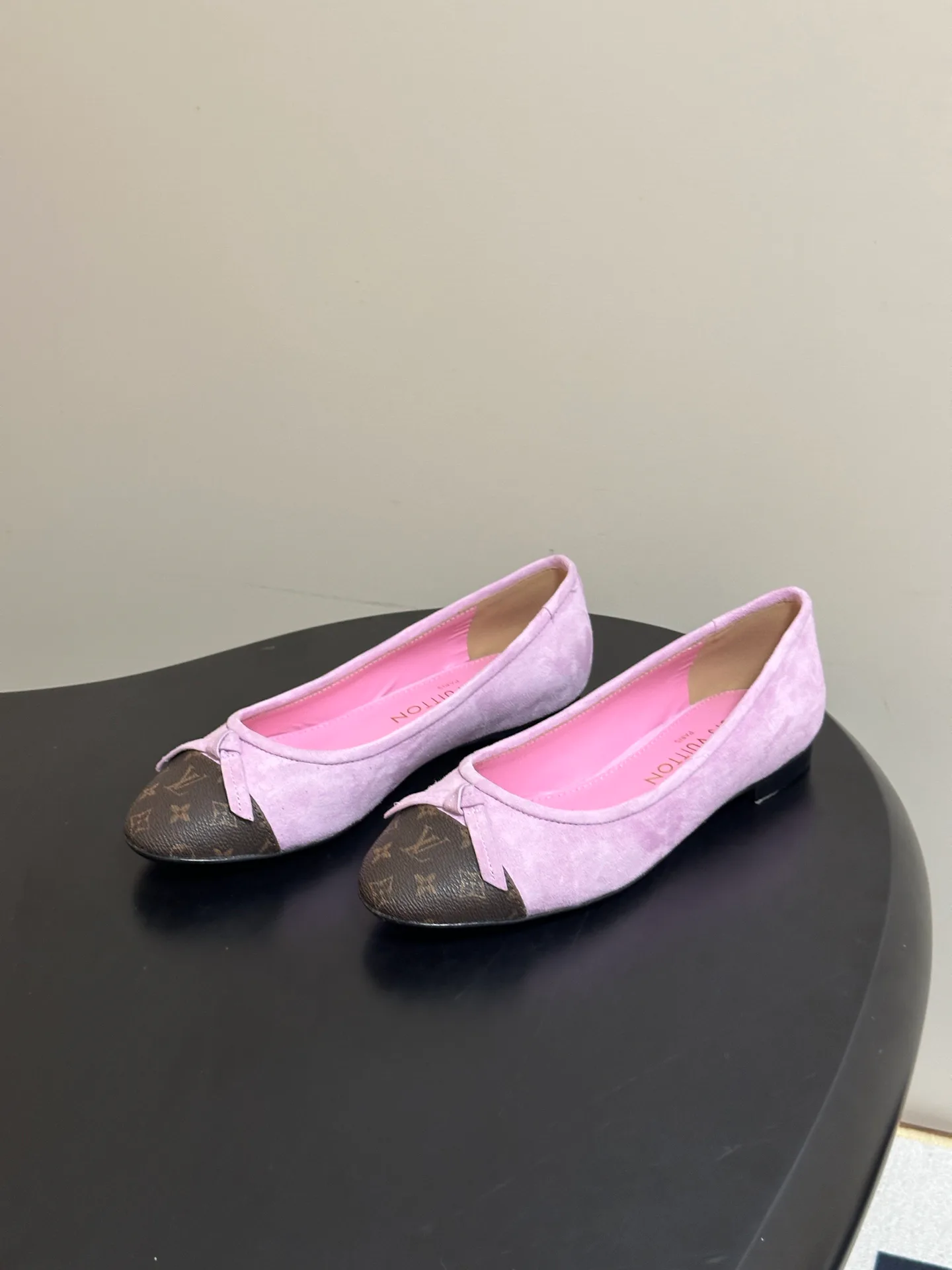 Балетки Женские Louis Vuitton 18049408