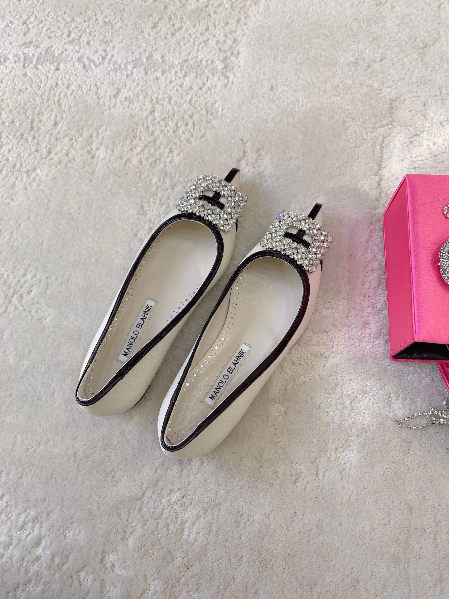 Туфли Женские Manolo Blahnik 18698278
