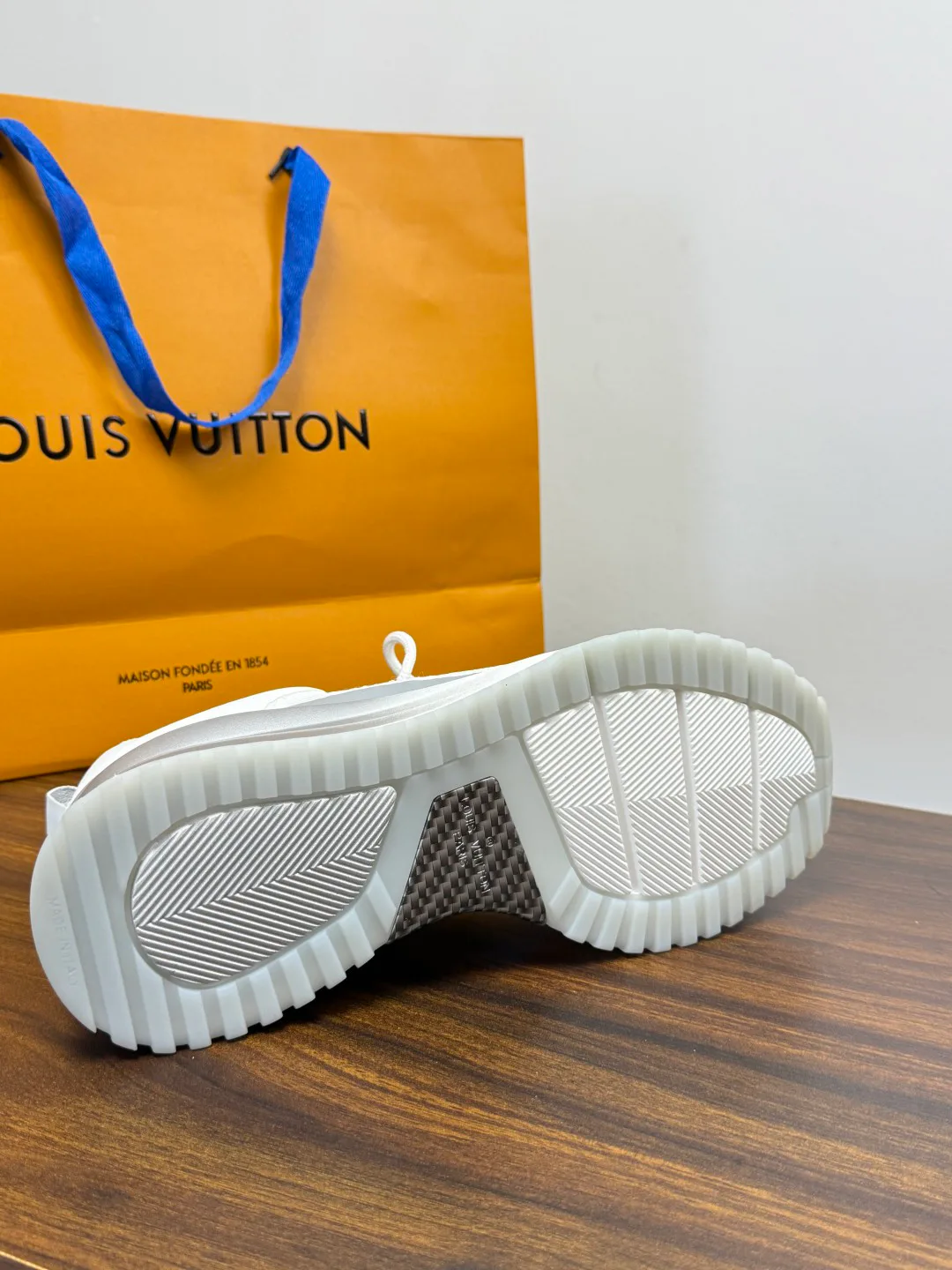 Кроссовки Мужские Louis Vuitton 19787656