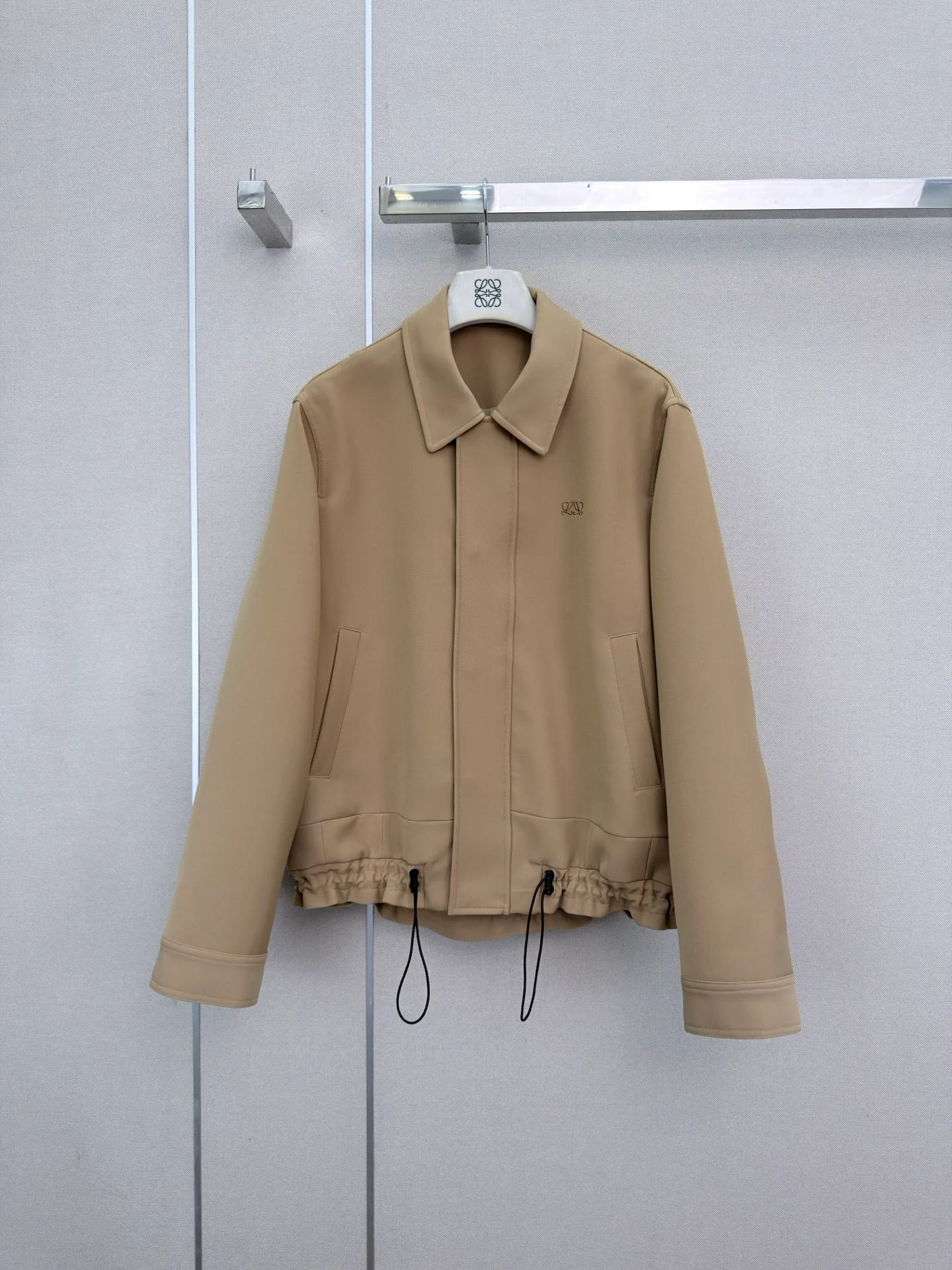 Куртки И Пуховики Женские Loewe 18498361