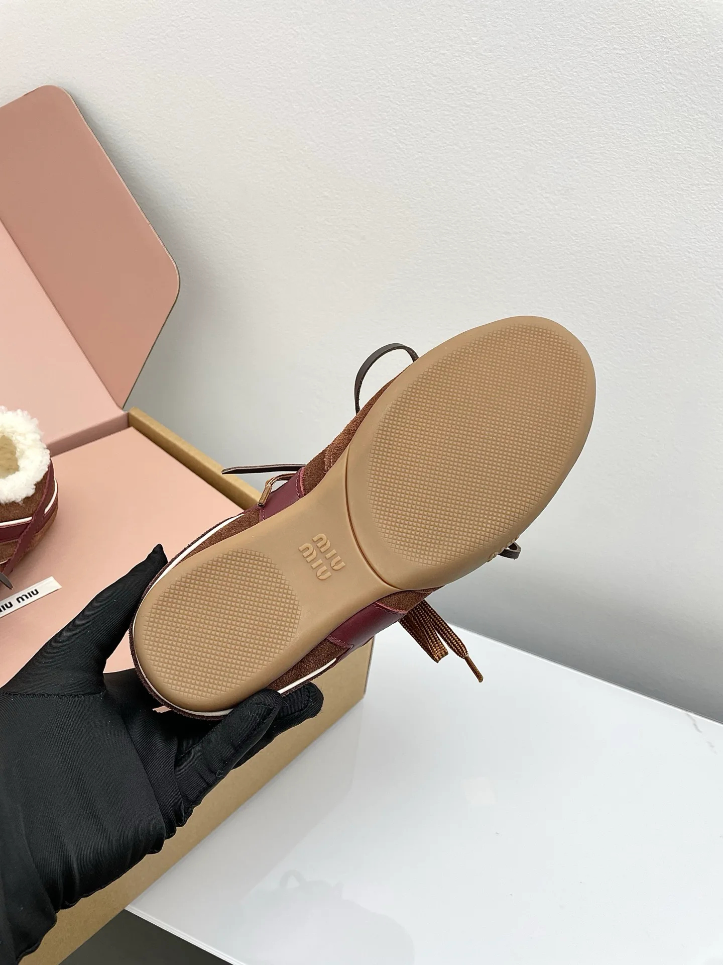 Кроссовки Женские Miu Miu 259598