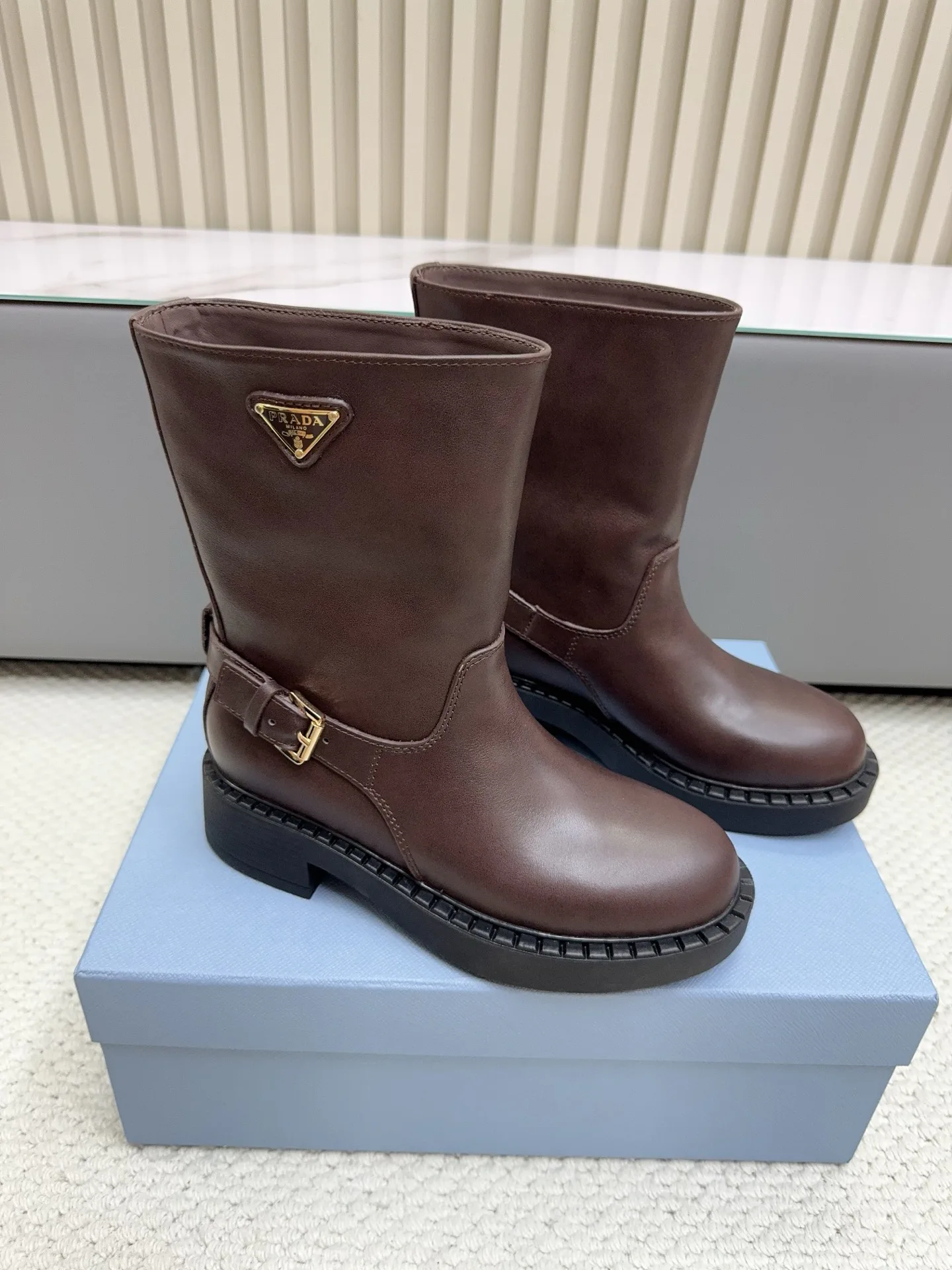 Ботинки Женские Prada 18449783