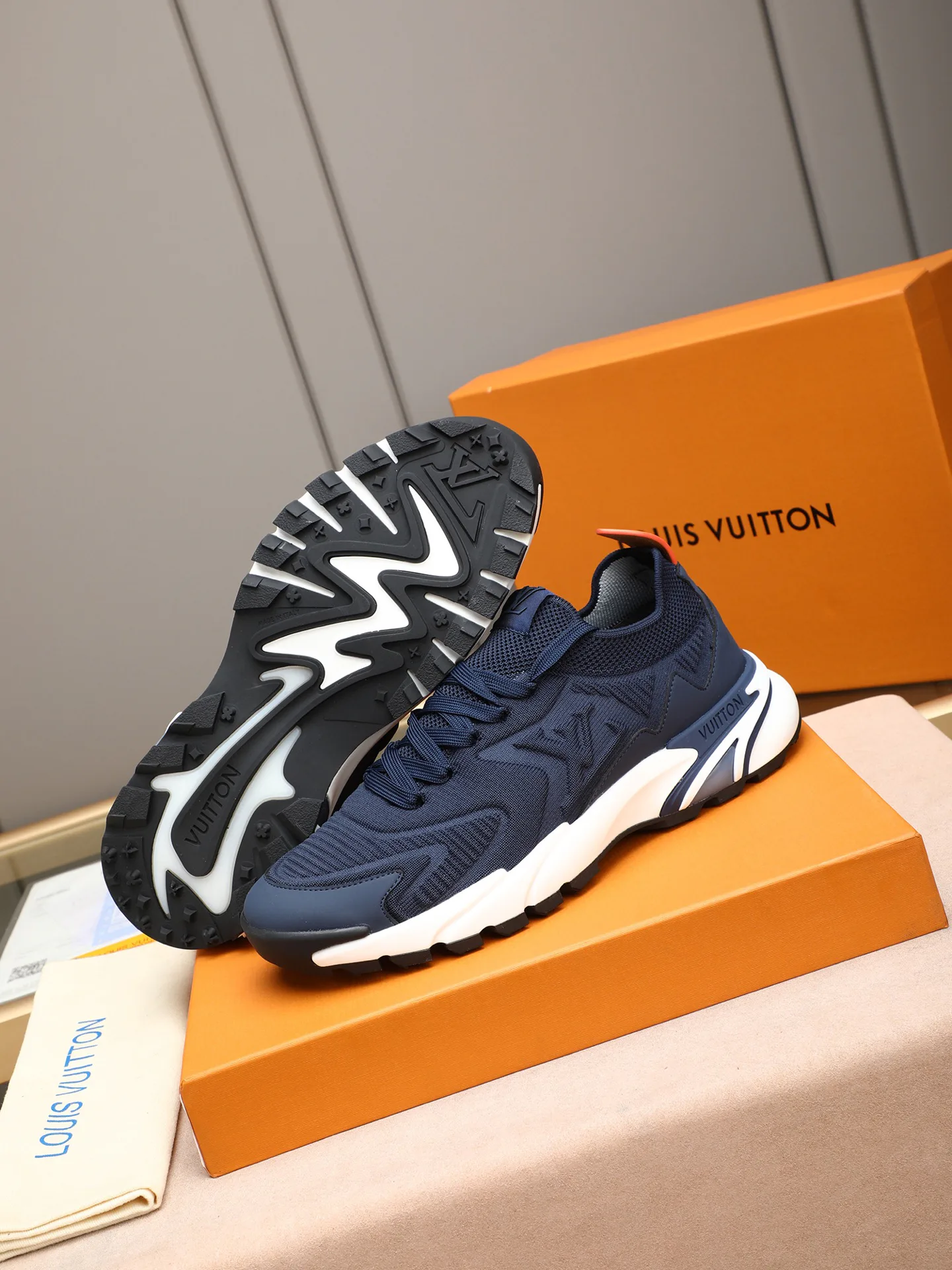 Кроссовки Мужские Louis Vuitton 1277008