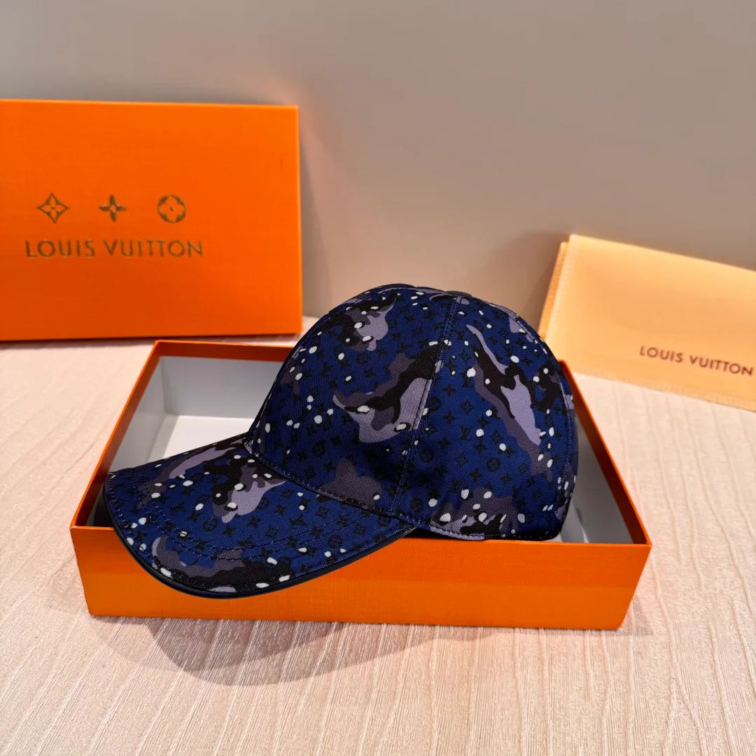 Головные Уборы Louis Vuitton 11529597